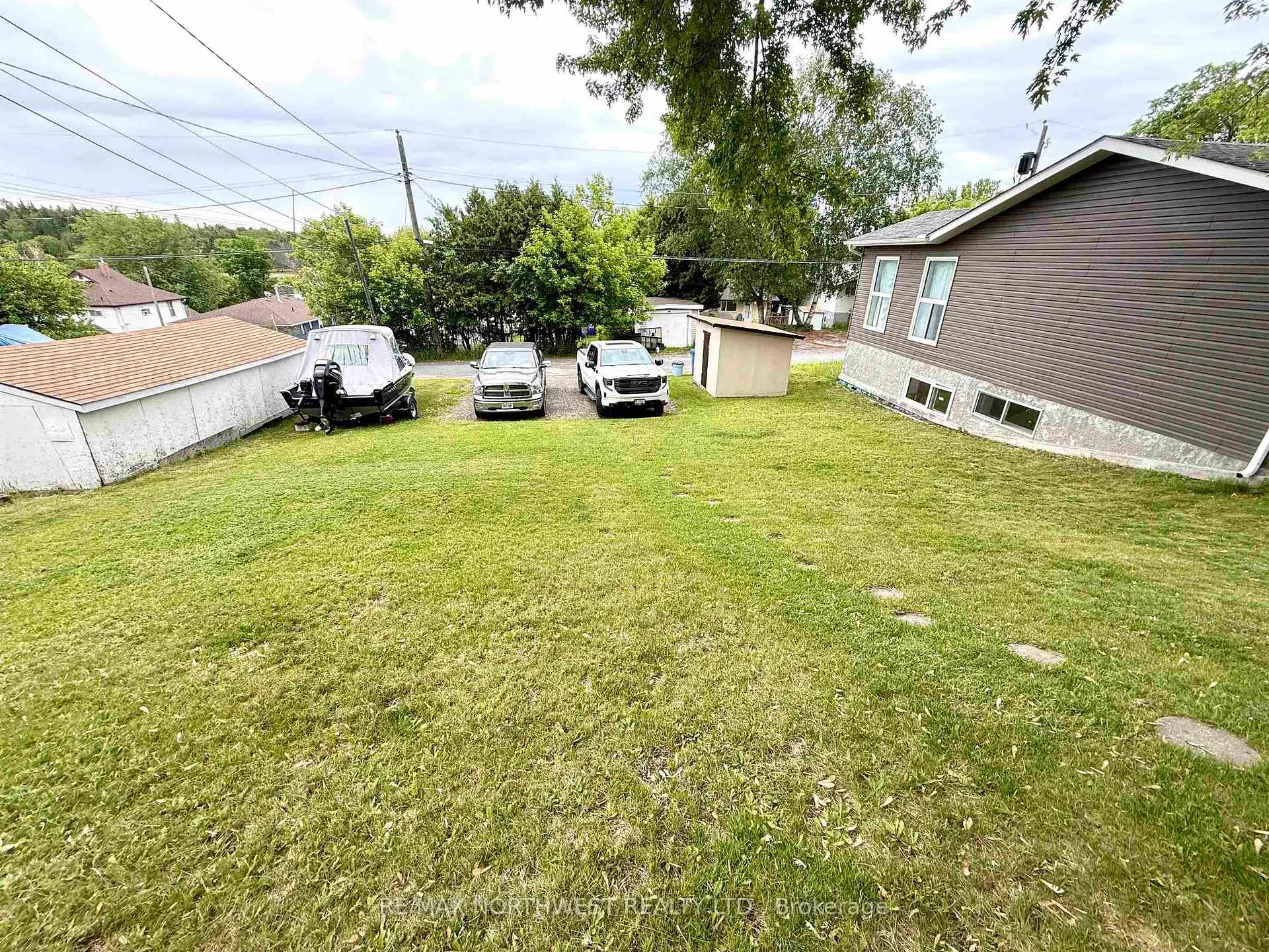 Photo 28 of 913 Park Street, Kenora, Central — HOMEH