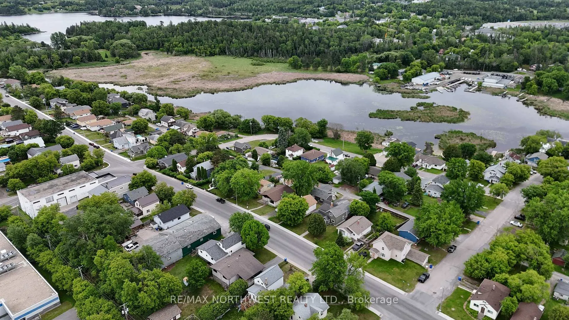 Photo 31 of 913 Park Street, Kenora, Central — HOMEH
