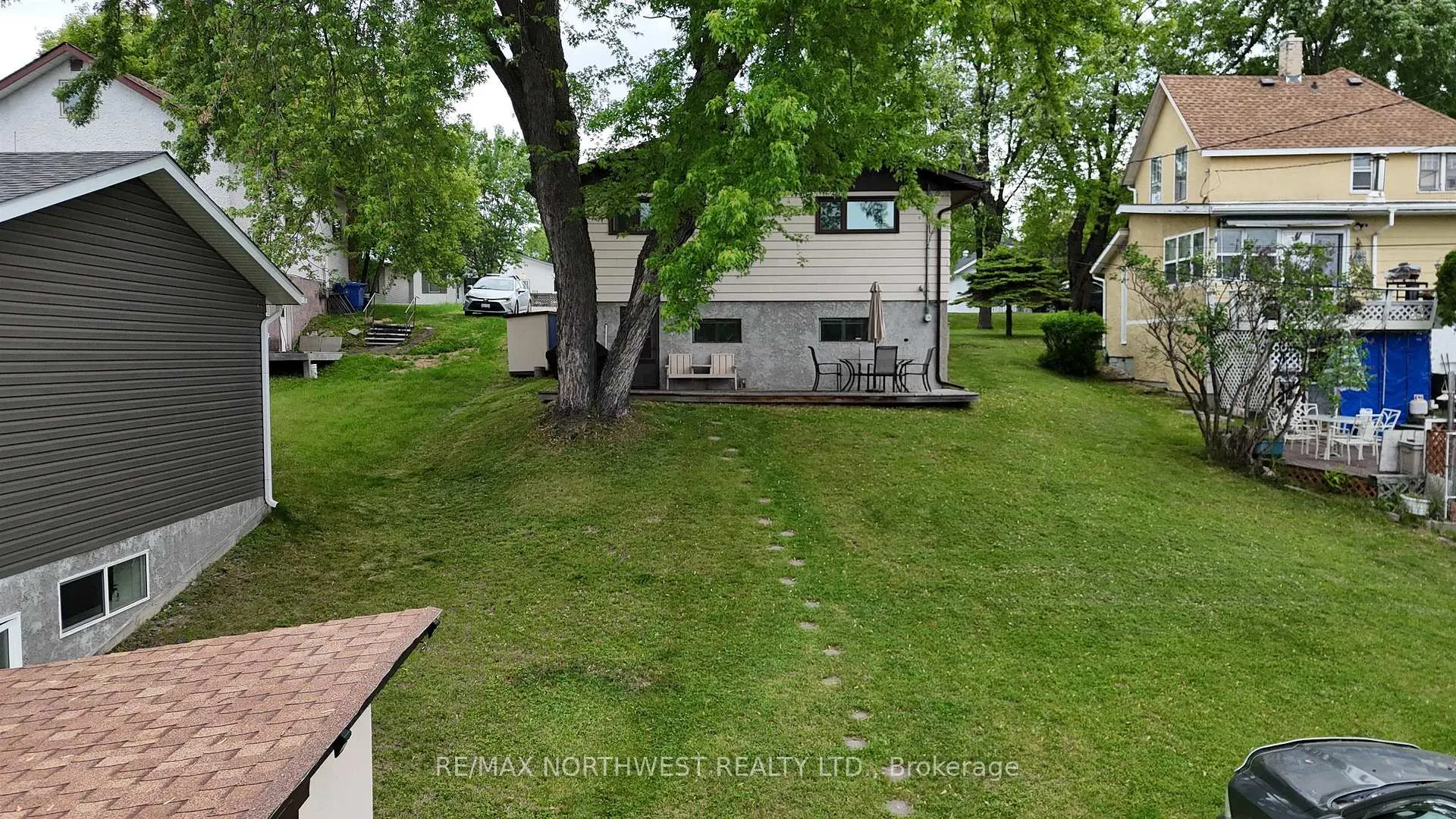 Photo 32 of 913 Park Street, Kenora, Central — HOMEH