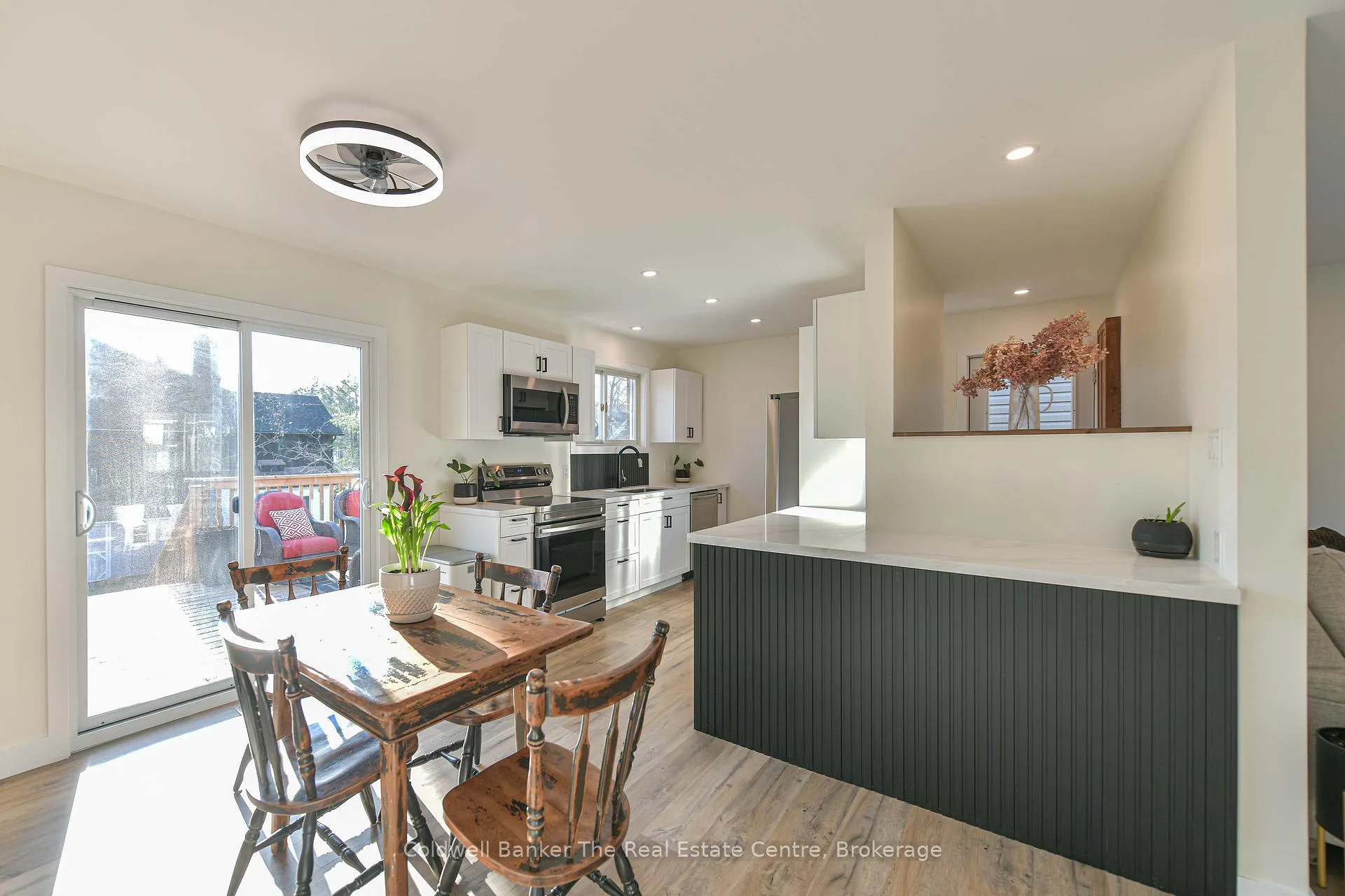 Photo 8 of 355 Louise Street, Gravenhurst, Muskoka (S) — HOMEH