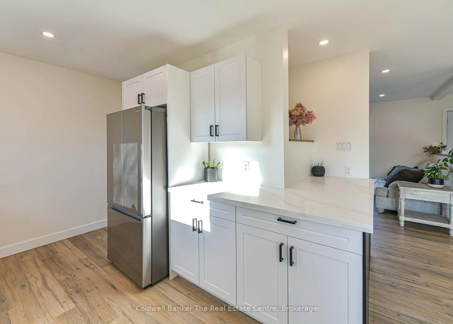 Photo 12 of 355 Louise Street, Gravenhurst, Muskoka (S) — HOMEH