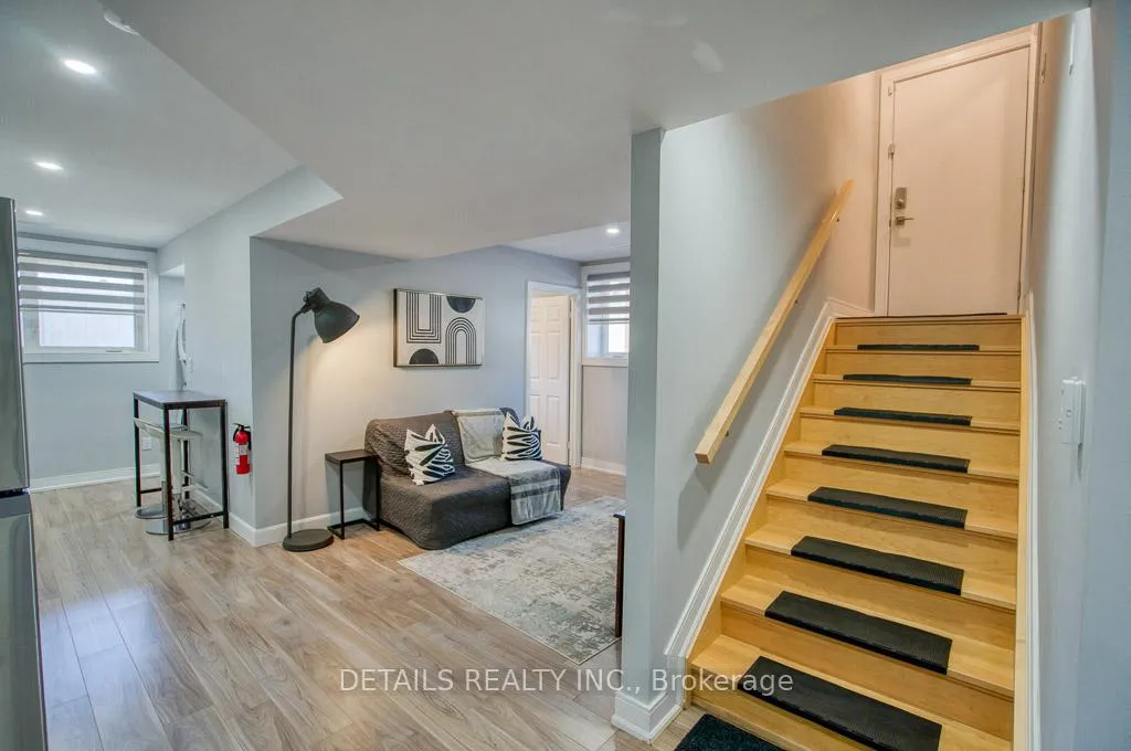 Photo 38 of 992 Baseline Road E, Ottawa, City View/Skyline/Fisher Heights/Parkwood Hills — HOMEH