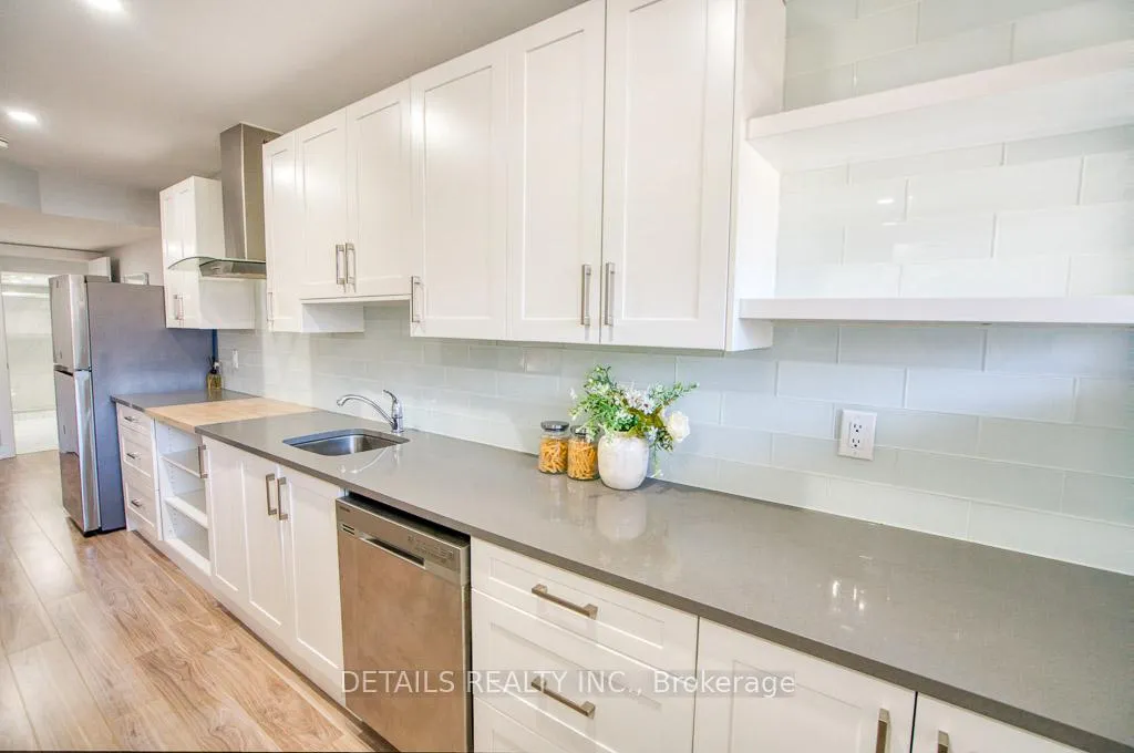 Photo 39 of 992 Baseline Road E, Ottawa, City View/Skyline/Fisher Heights/Parkwood Hills — HOMEH