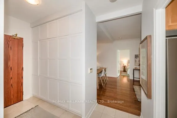 Photo 12 of Unit 117, 9 Boardwalk Drive, Toronto, The Beaches — HOMEH