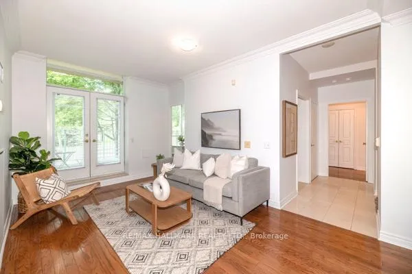 Photo 14 of Unit 117, 9 Boardwalk Drive, Toronto, The Beaches — HOMEH
