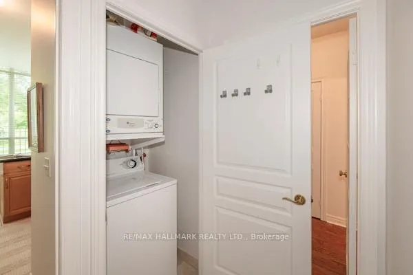 Photo 26 of Unit 117, 9 Boardwalk Drive, Toronto, The Beaches — HOMEH