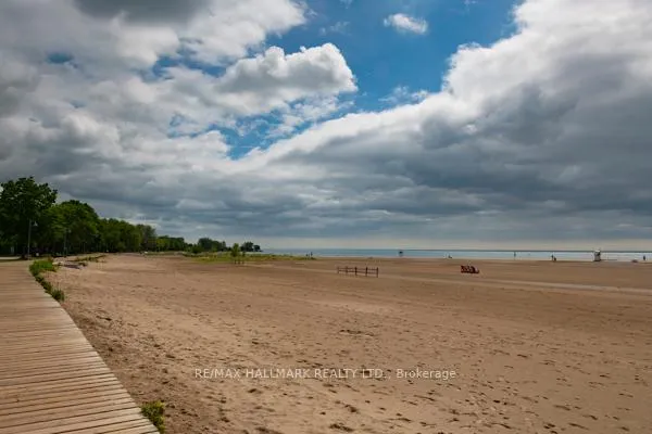 Photo 32 of Unit 117, 9 Boardwalk Drive, Toronto, The Beaches — HOMEH