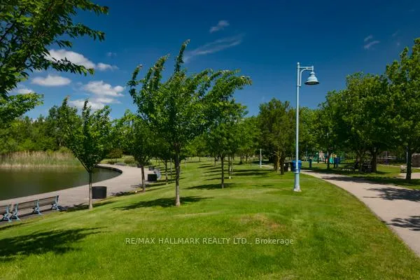 Photo 39 of Unit 117, 9 Boardwalk Drive, Toronto, The Beaches — HOMEH