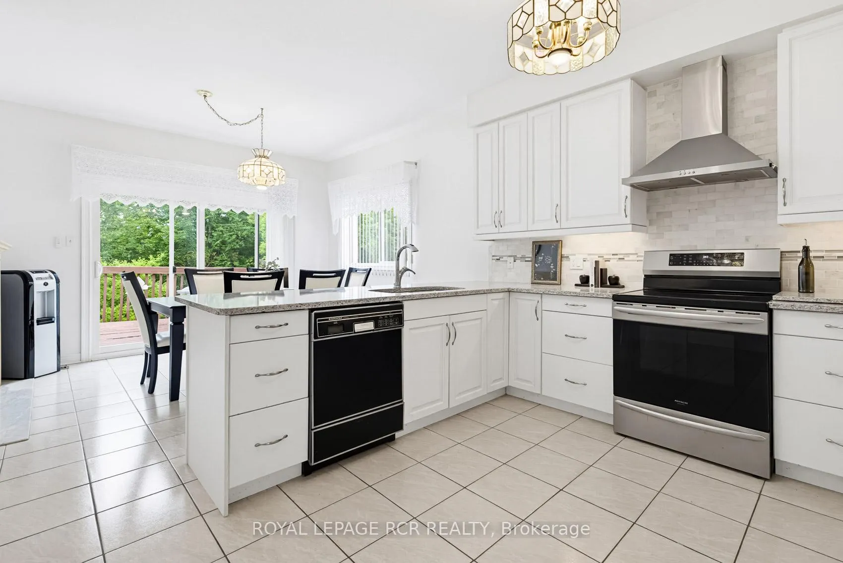 Photo 14 of 31 Kirkwood Crescent, Caledon, Rural Caledon — HOMEH
