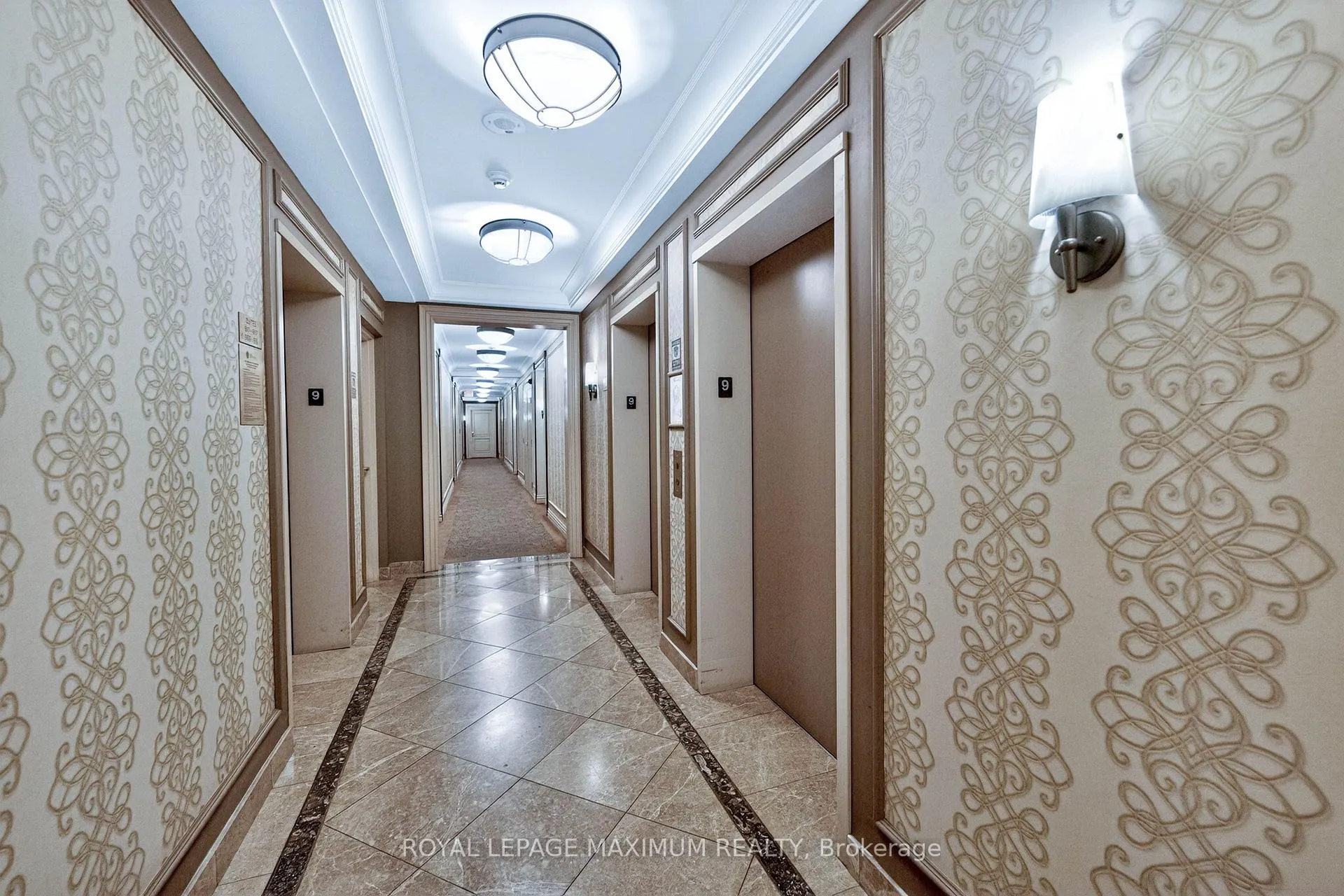 Photo 7 of Unit 914, 9245 Jane Street, Vaughan, Maple — HOMEH