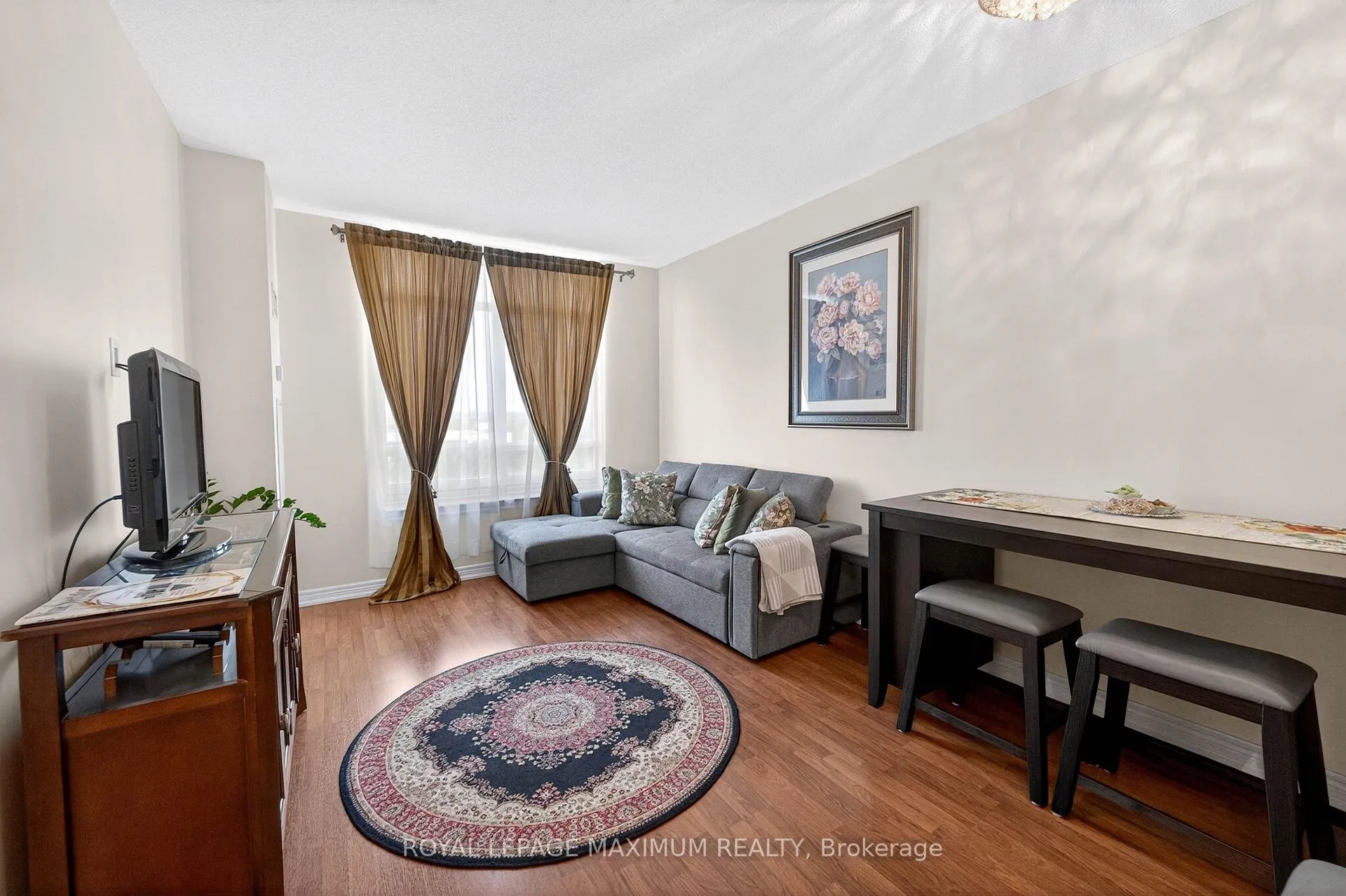 Photo 12 of Unit 914, 9245 Jane Street, Vaughan, Maple — HOMEH