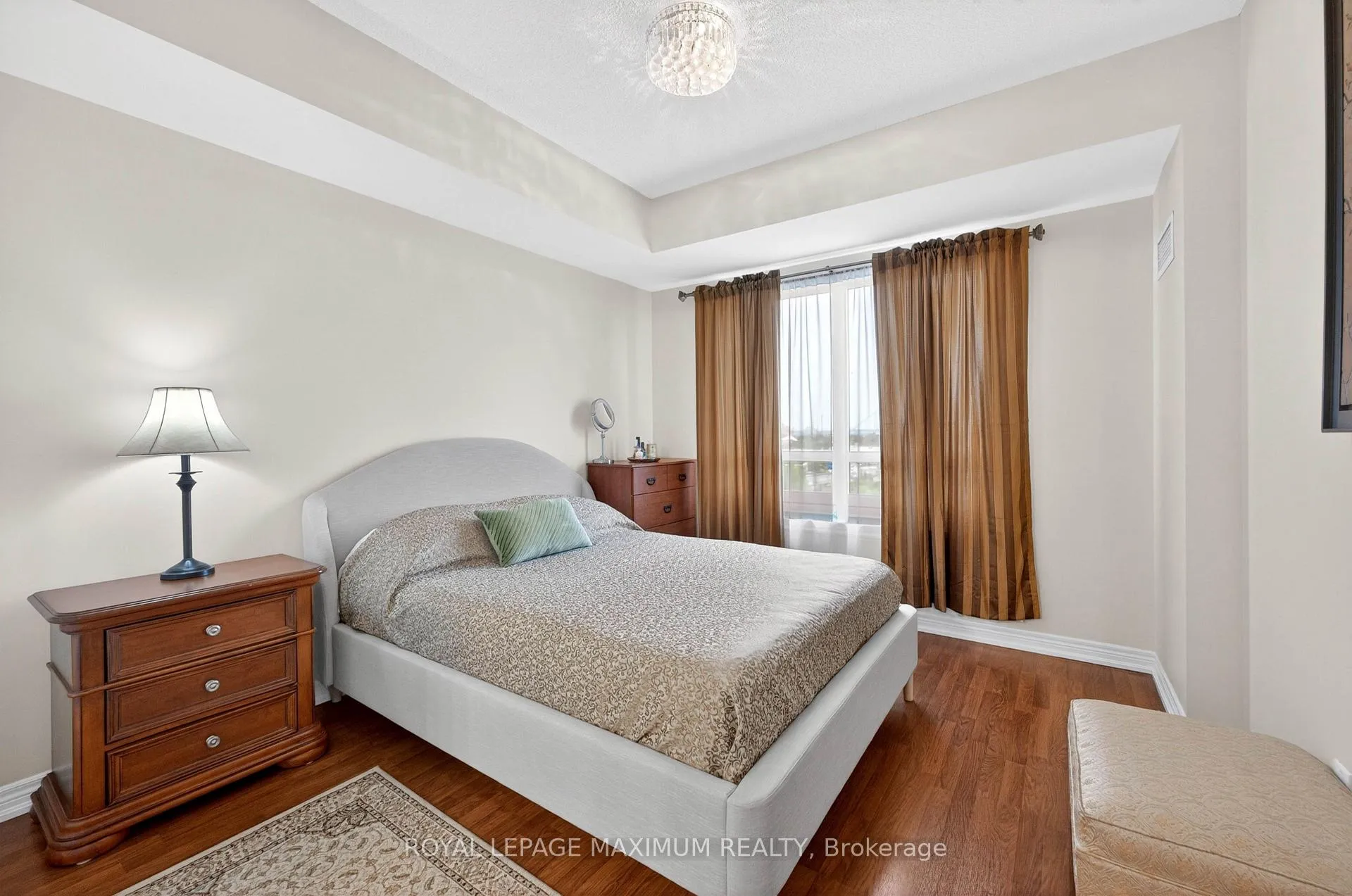 Photo 25 of Unit 914, 9245 Jane Street, Vaughan, Maple — HOMEH