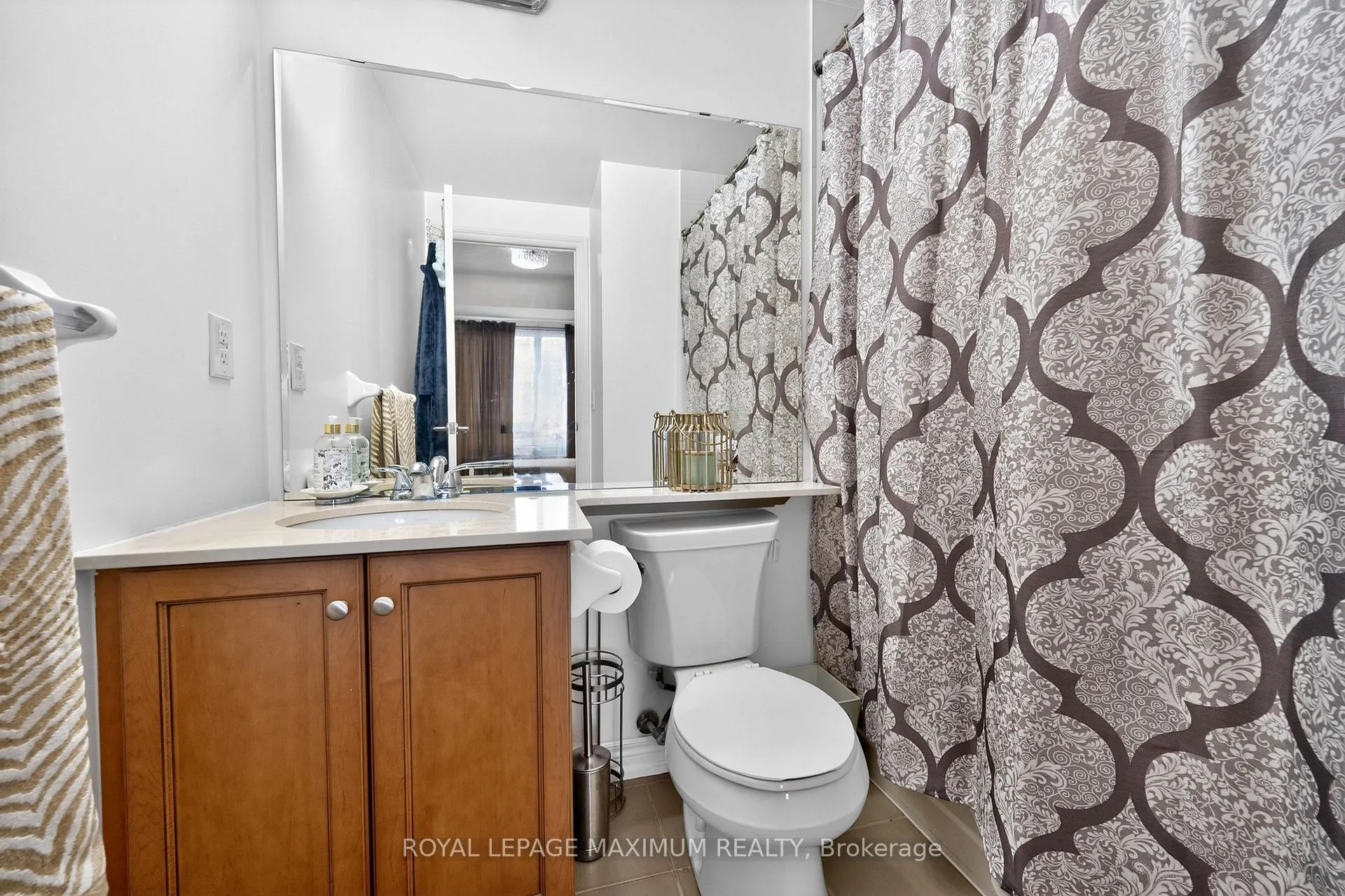 Photo 27 of Unit 914, 9245 Jane Street, Vaughan, Maple — HOMEH
