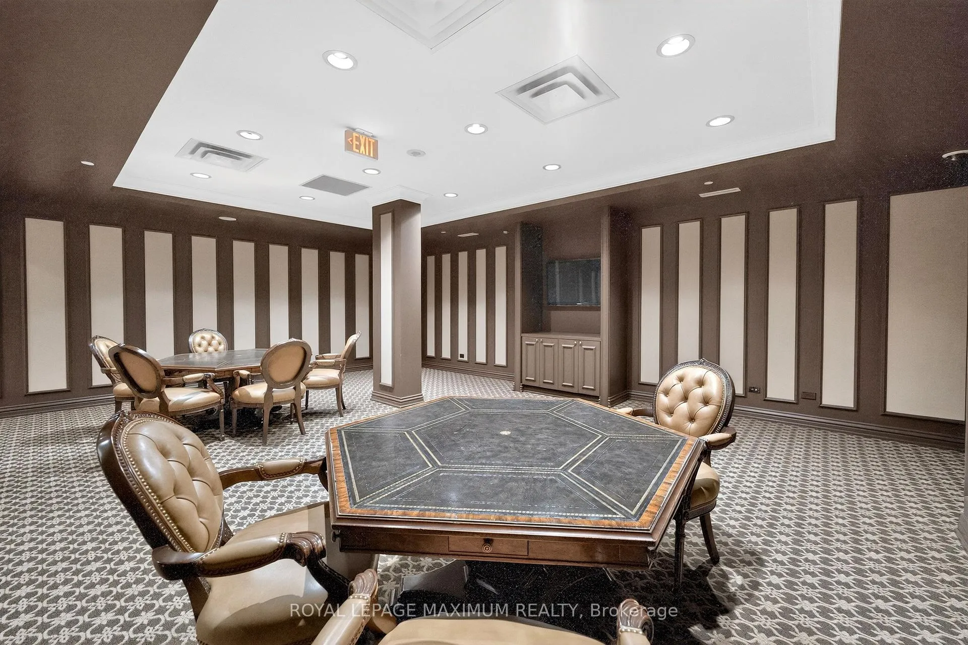 Photo 34 of Unit 914, 9245 Jane Street, Vaughan, Maple — HOMEH