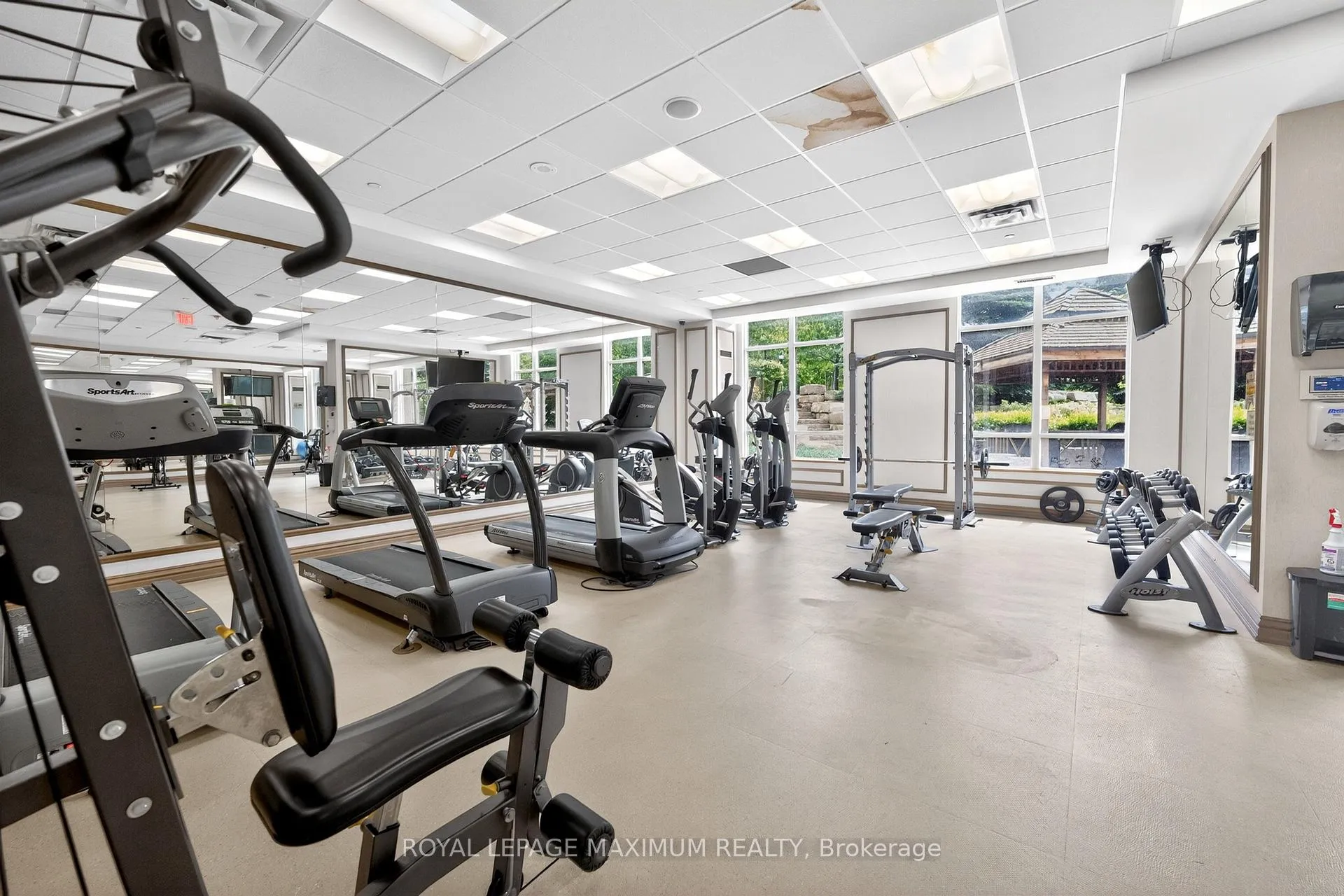 Photo 35 of Unit 914, 9245 Jane Street, Vaughan, Maple — HOMEH