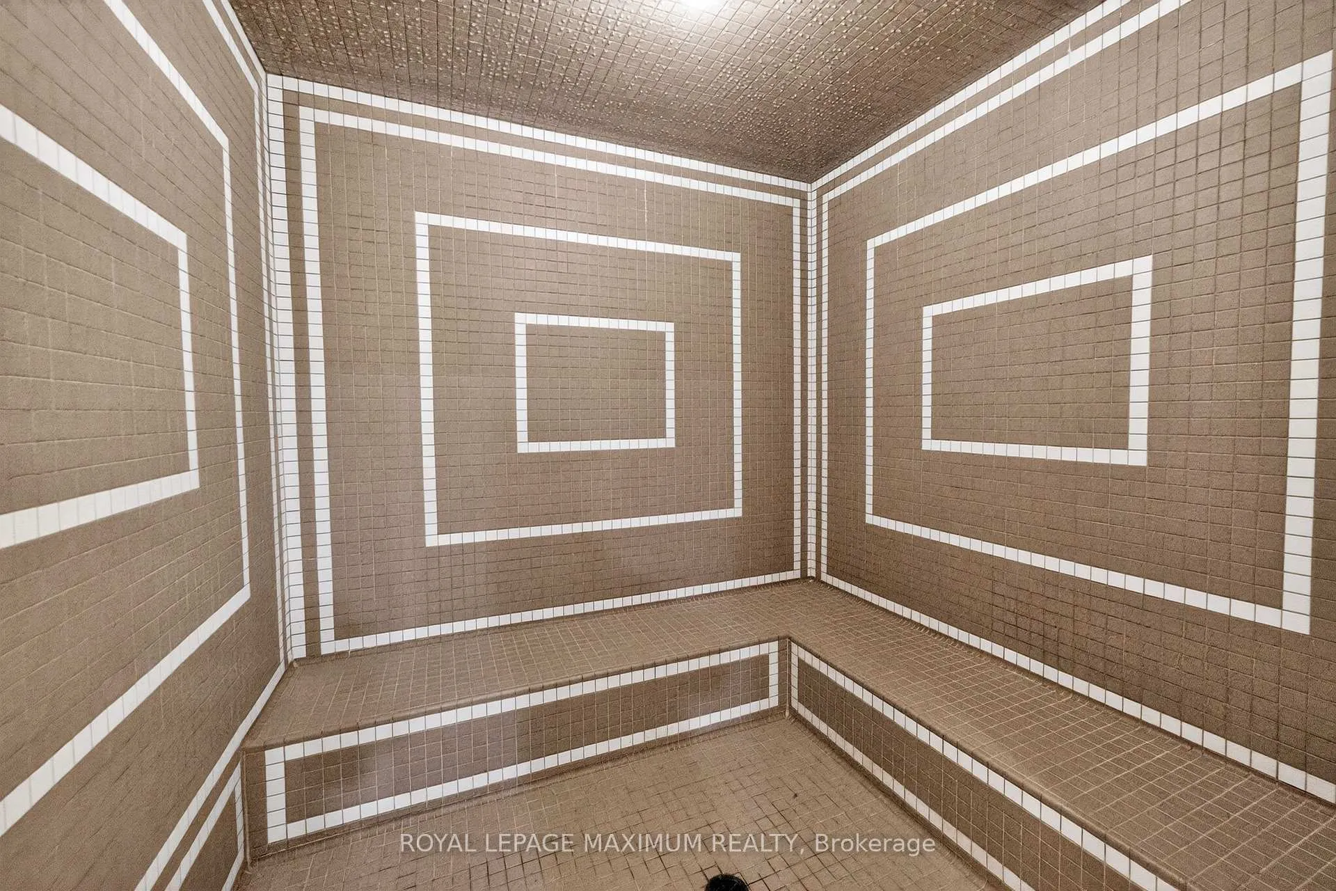 Photo 38 of Unit 914, 9245 Jane Street, Vaughan, Maple — HOMEH