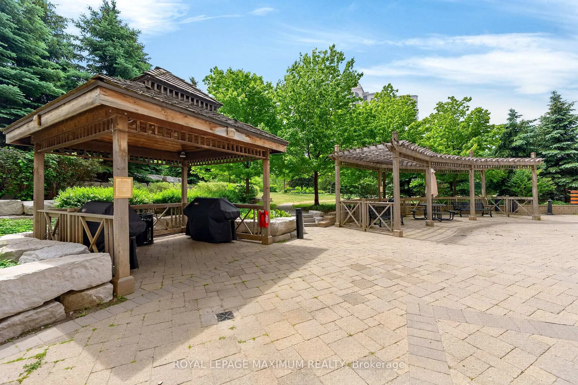 Photo 39 of Unit 914, 9245 Jane Street, Vaughan, Maple — HOMEH