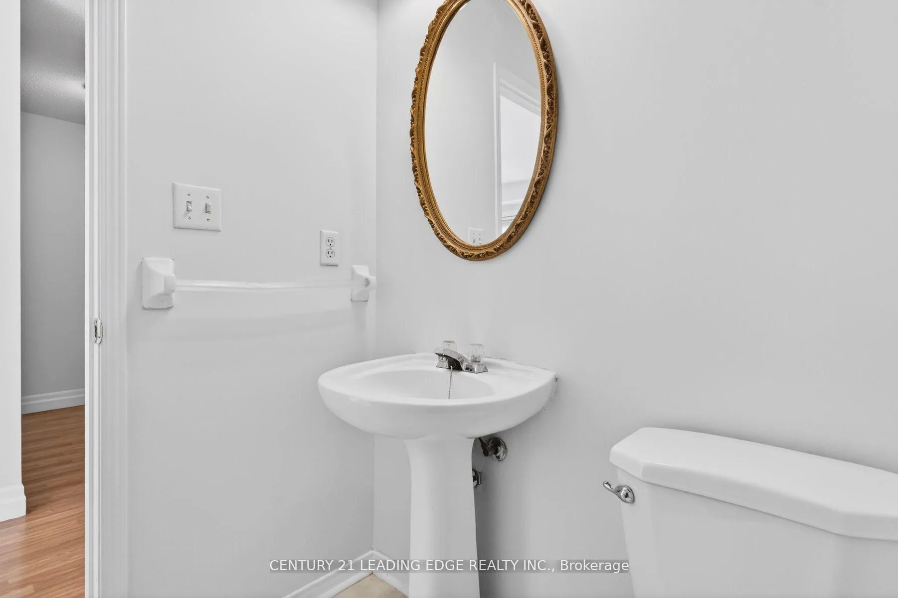 Photo 16 of 51 Alexis Way, Whitby, Williamsburg — HOMEH