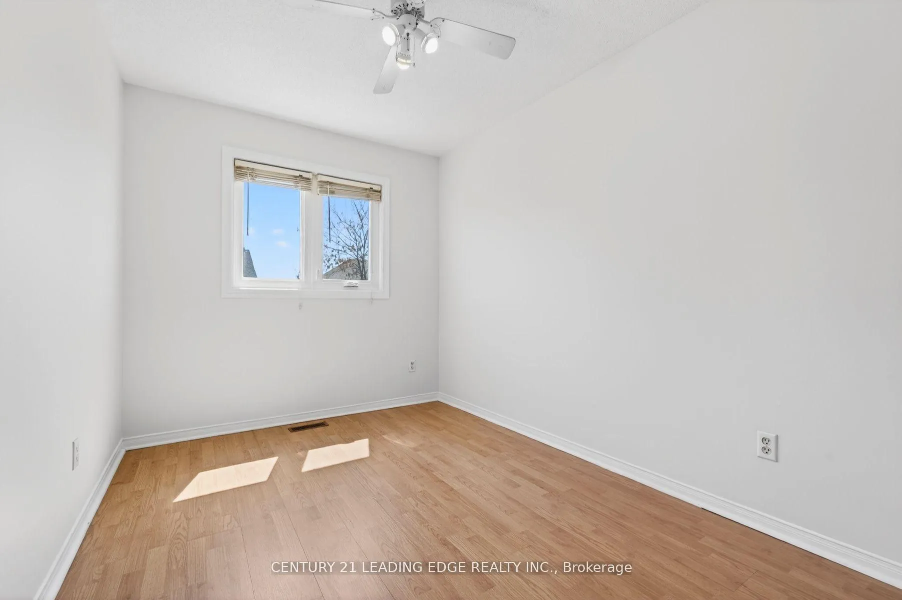 Photo 23 of 51 Alexis Way, Whitby, Williamsburg — HOMEH