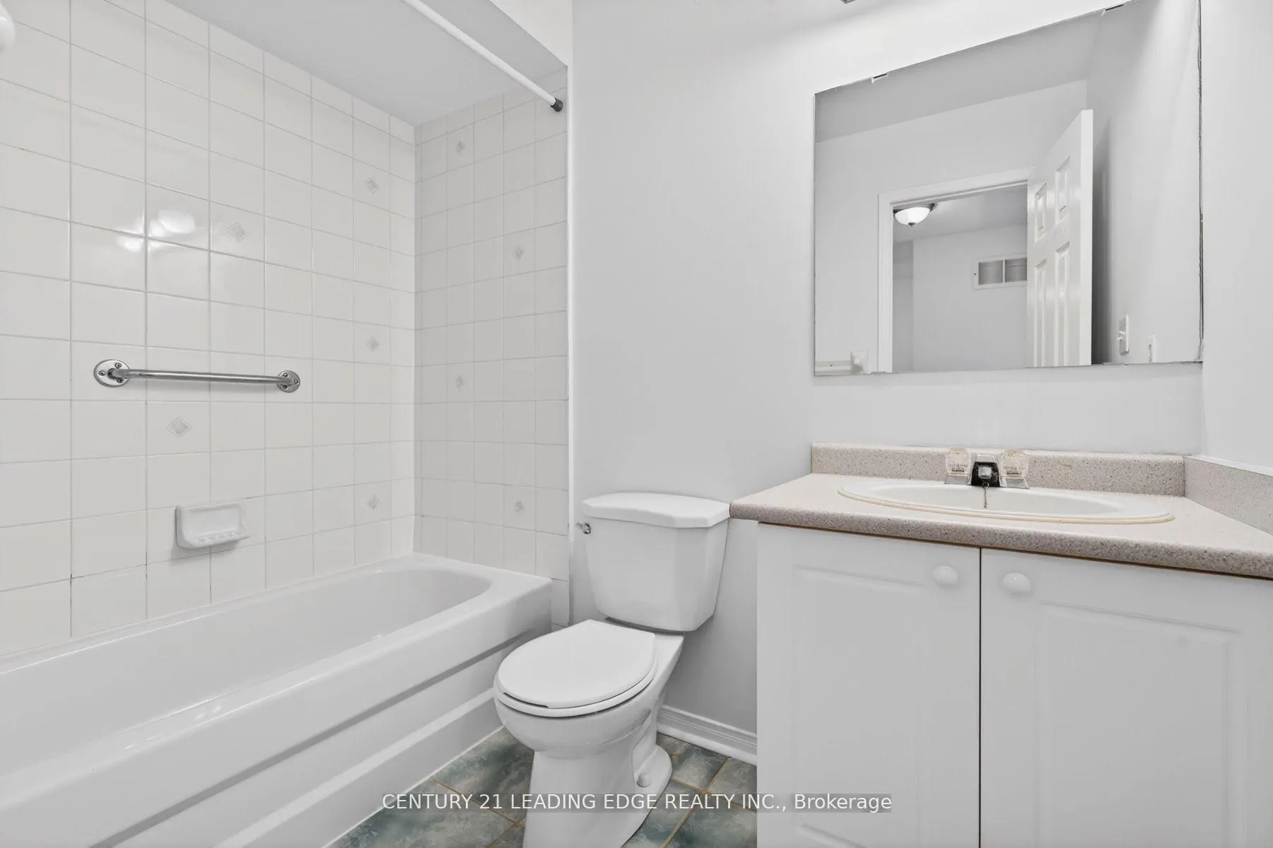 Photo 29 of 51 Alexis Way, Whitby, Williamsburg — HOMEH