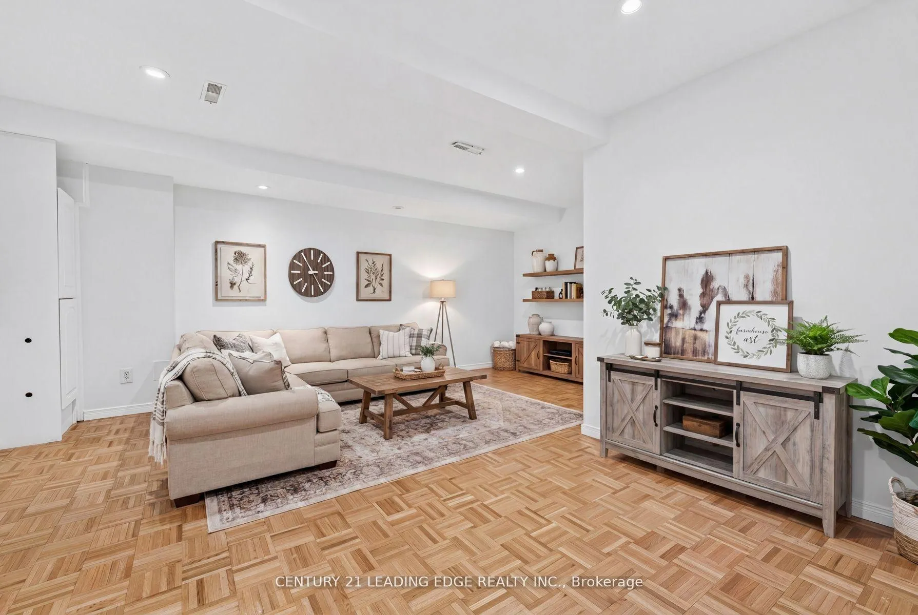 Photo 31 of 51 Alexis Way, Whitby, Williamsburg — HOMEH