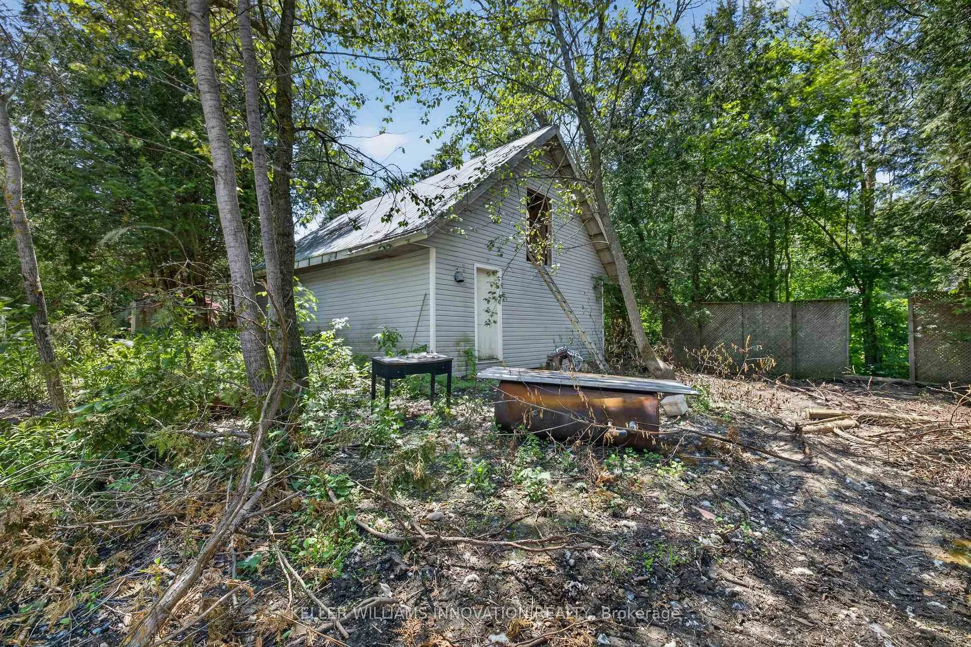 Photo 24 of 7858 Sideroad 21, Centre Wellington, Rural Centre Wellington East — HOMEH