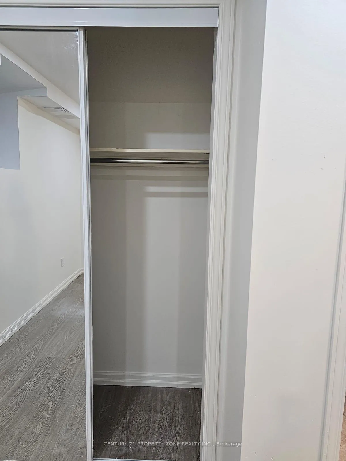 Photo 15 of 11 Chalkfarm Crescent, Brampton, Northwest Sandalwood Parkway — HOMEH