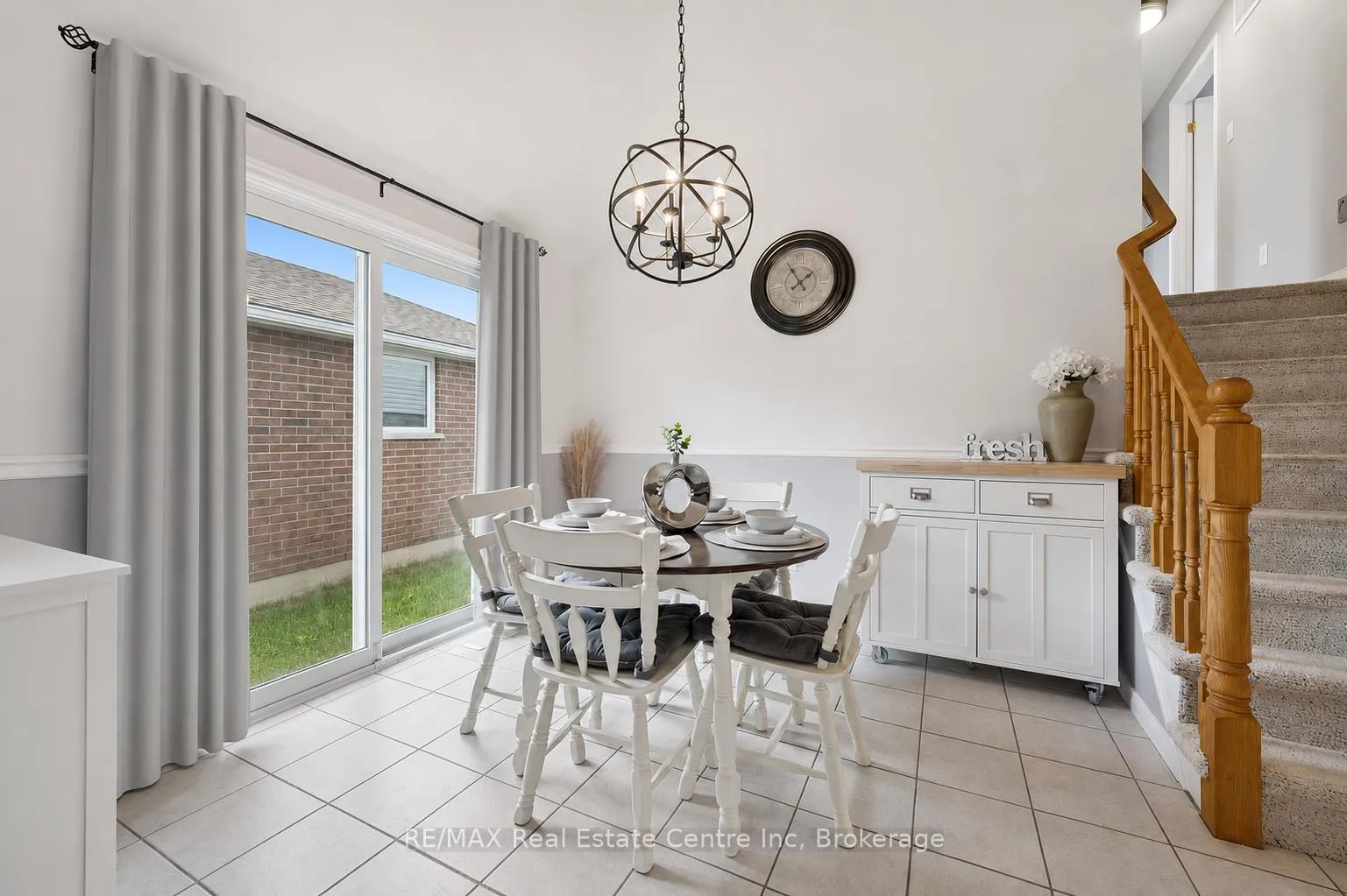 Photo 6 of 325 Tait Crescent, Centre Wellington, Fergus — HOMEH