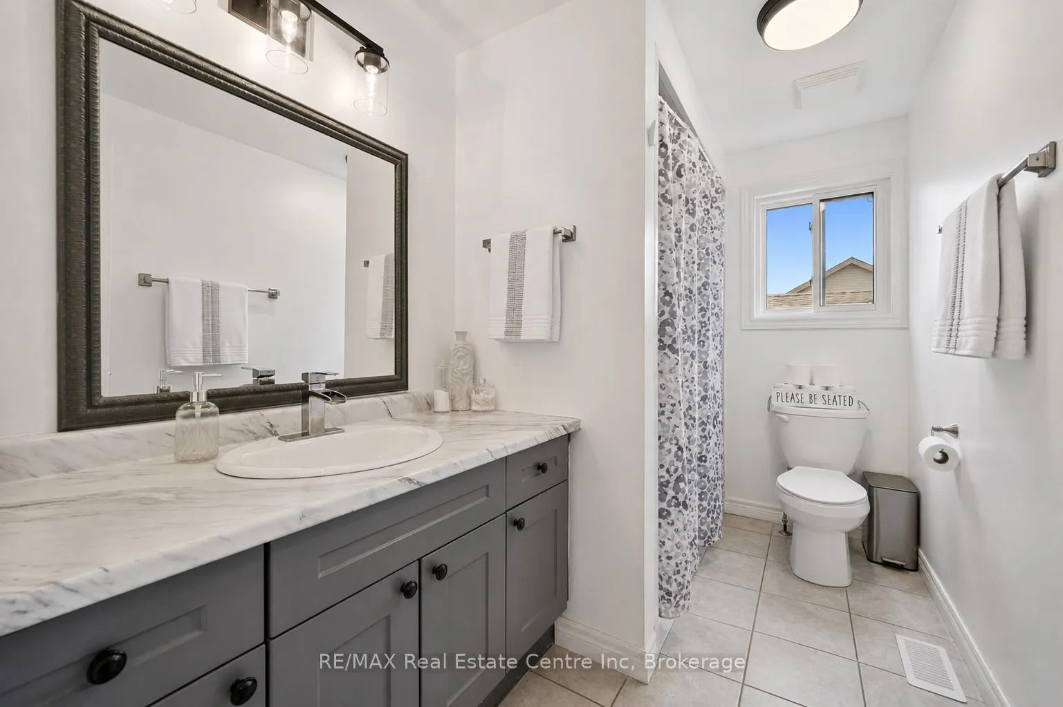 Photo 18 of 325 Tait Crescent, Centre Wellington, Fergus — HOMEH