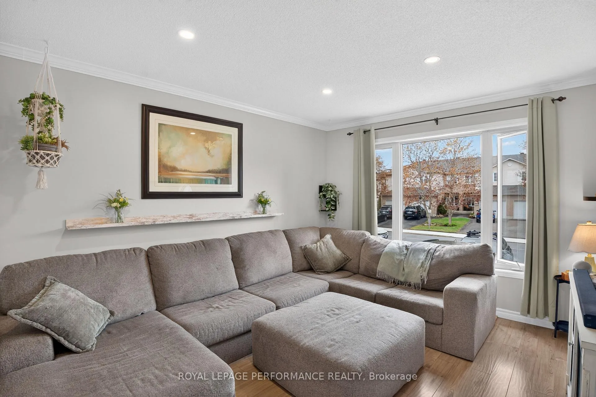 Photo 13 of 68 Lafleche Boulevard, Casselman, Casselman — HOMEH