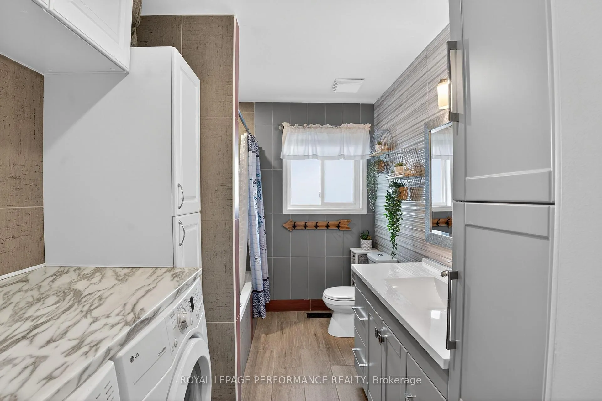 Photo 26 of 68 Lafleche Boulevard, Casselman, Casselman — HOMEH