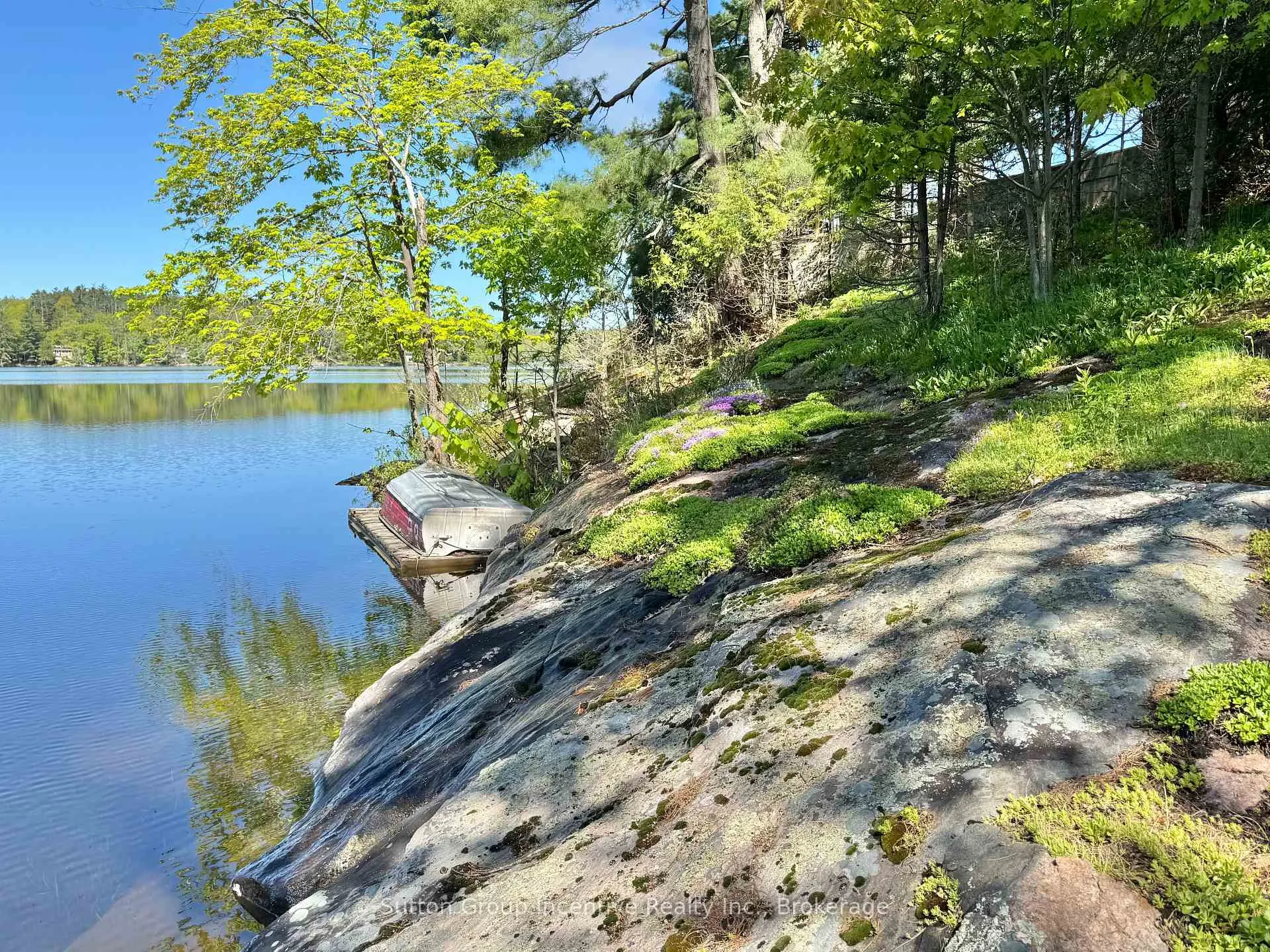 Photo 5 of 1017 Goldfinch Court, Gravenhurst, Morrison — HOMEH