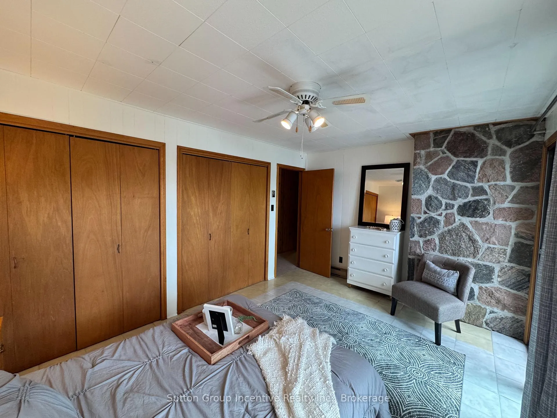 Photo 15 of 1017 Goldfinch Court, Gravenhurst, Morrison — HOMEH