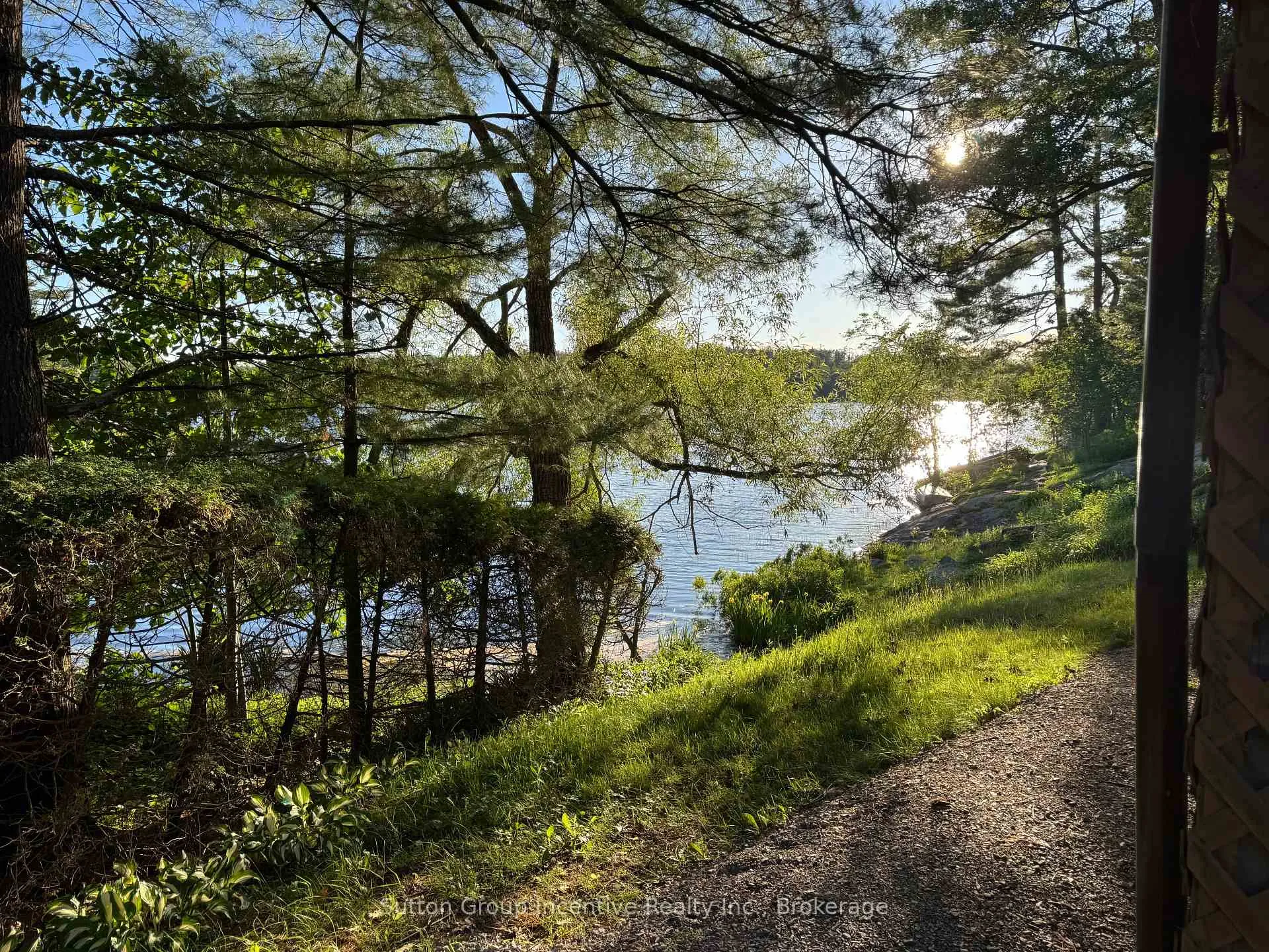 Photo 28 of 1017 Goldfinch Court, Gravenhurst, Morrison — HOMEH