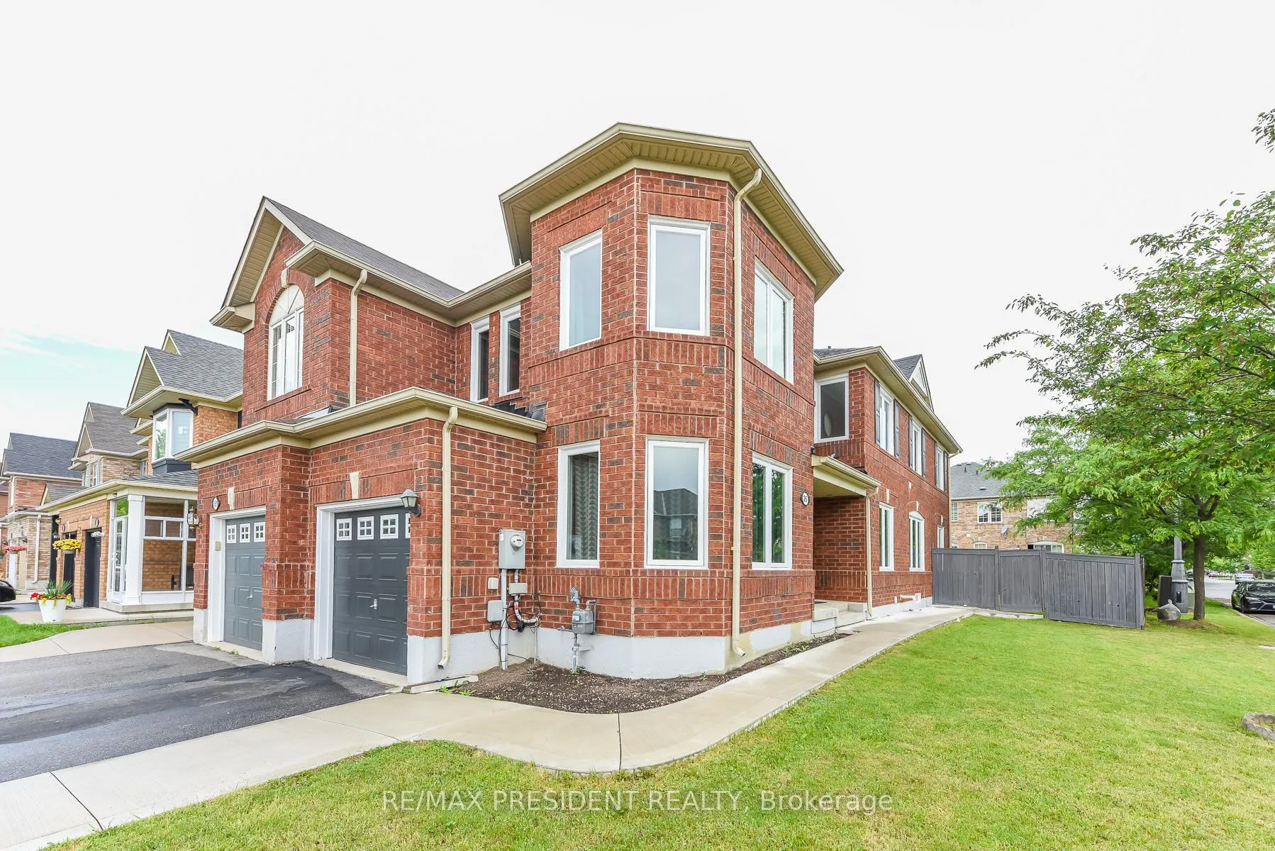 Photo 5 of 26 Levida Street, Brampton, Vales of Castlemore — HOMEH