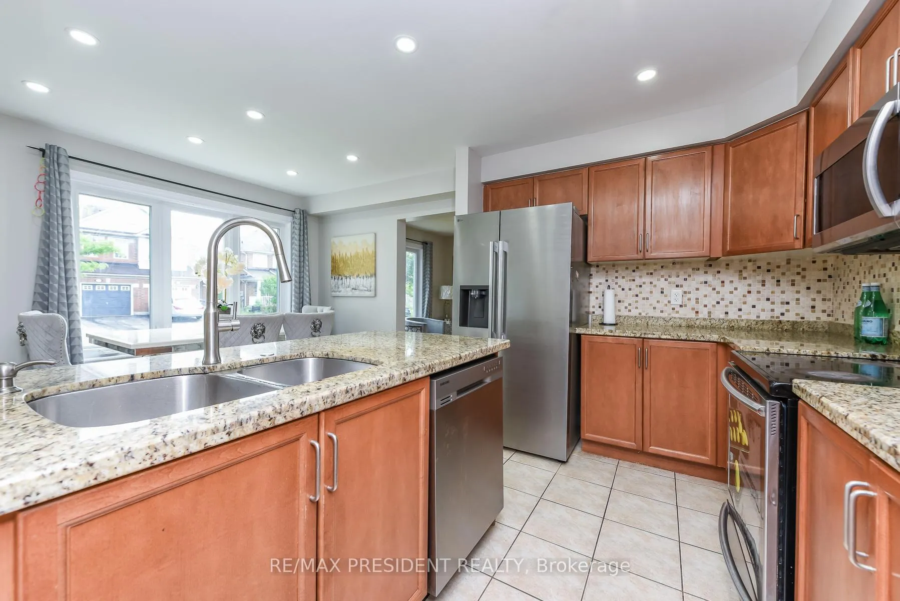 Photo 23 of 26 Levida Street, Brampton, Vales of Castlemore — HOMEH