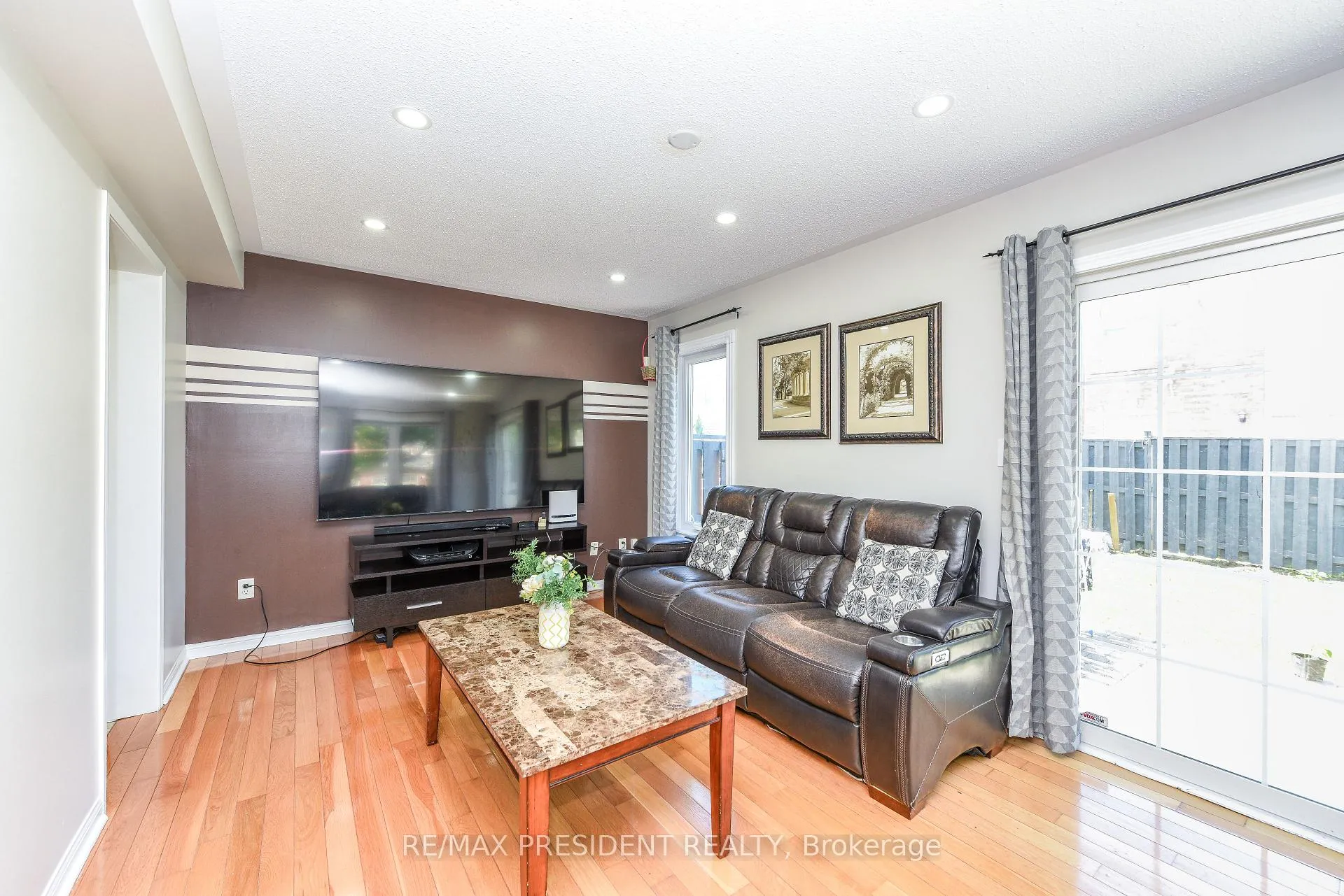 Photo 26 of 26 Levida Street, Brampton, Vales of Castlemore — HOMEH