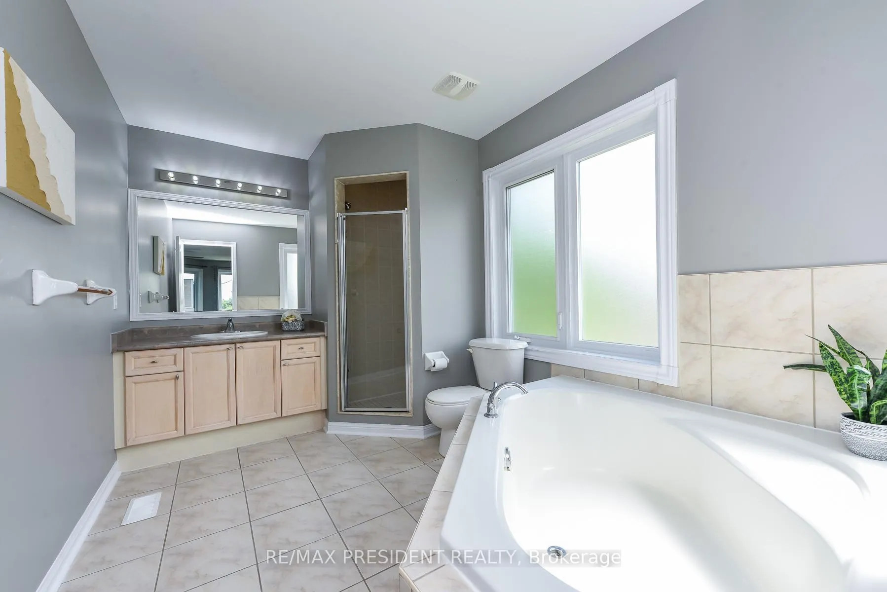 Photo 34 of 26 Levida Street, Brampton, Vales of Castlemore — HOMEH