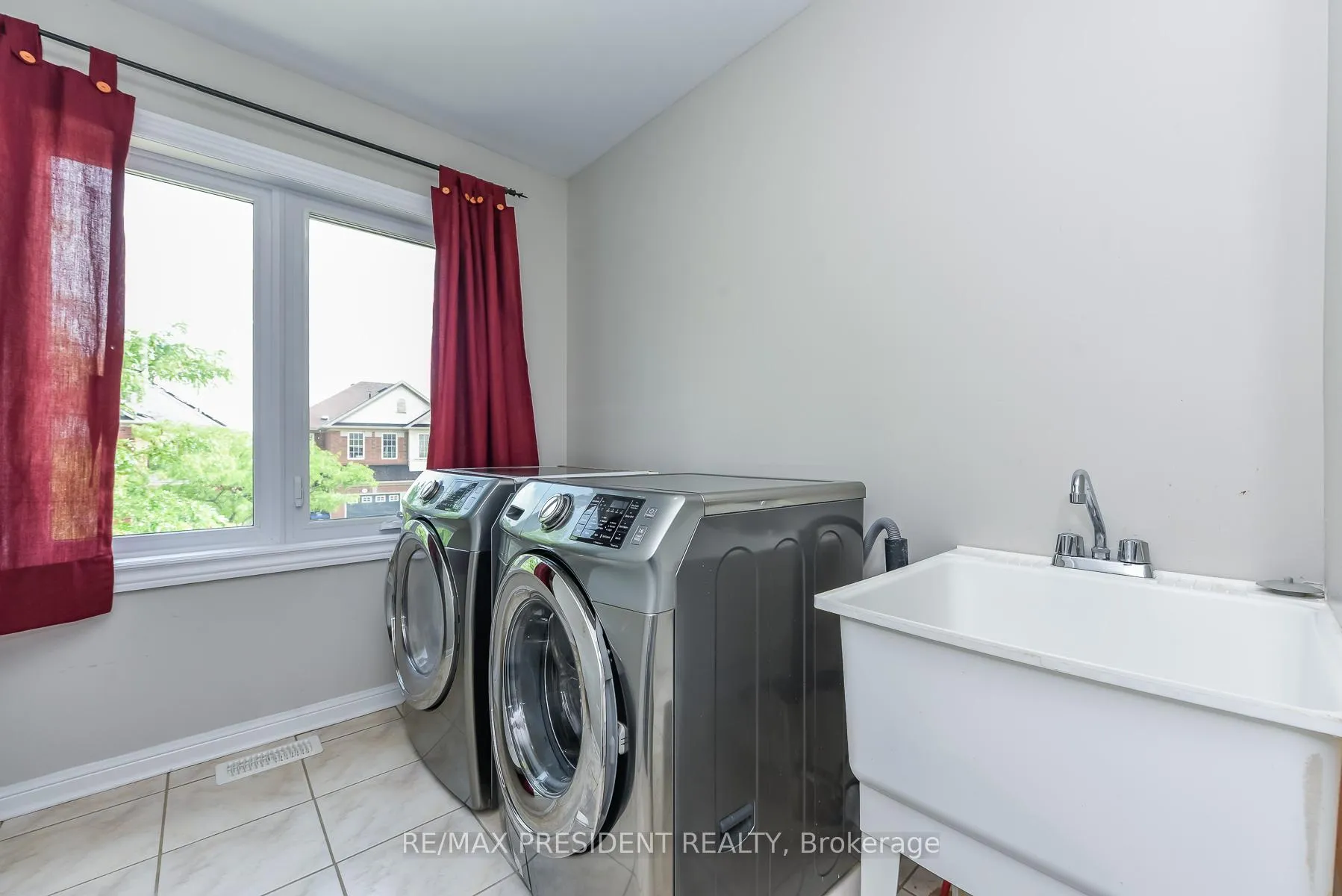 Photo 40 of 26 Levida Street, Brampton, Vales of Castlemore — HOMEH