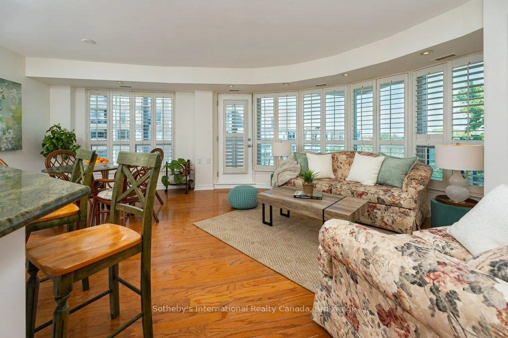 Front of Unit 514, 890 Sheppard Avenue W