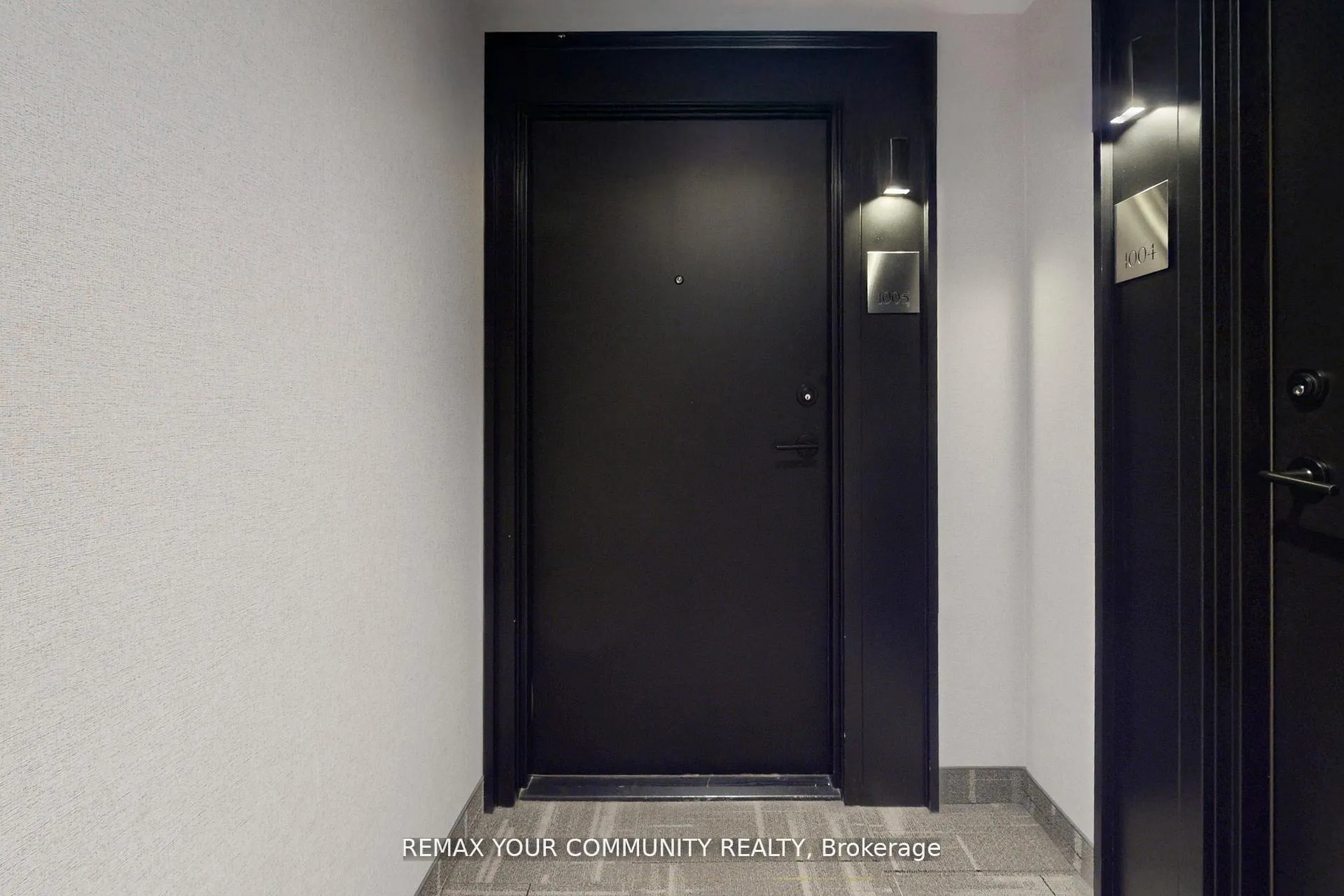 Photo 5 of Unit 1005, 125 Redpath Avenue, Toronto, Mount Pleasant East — HOMEH