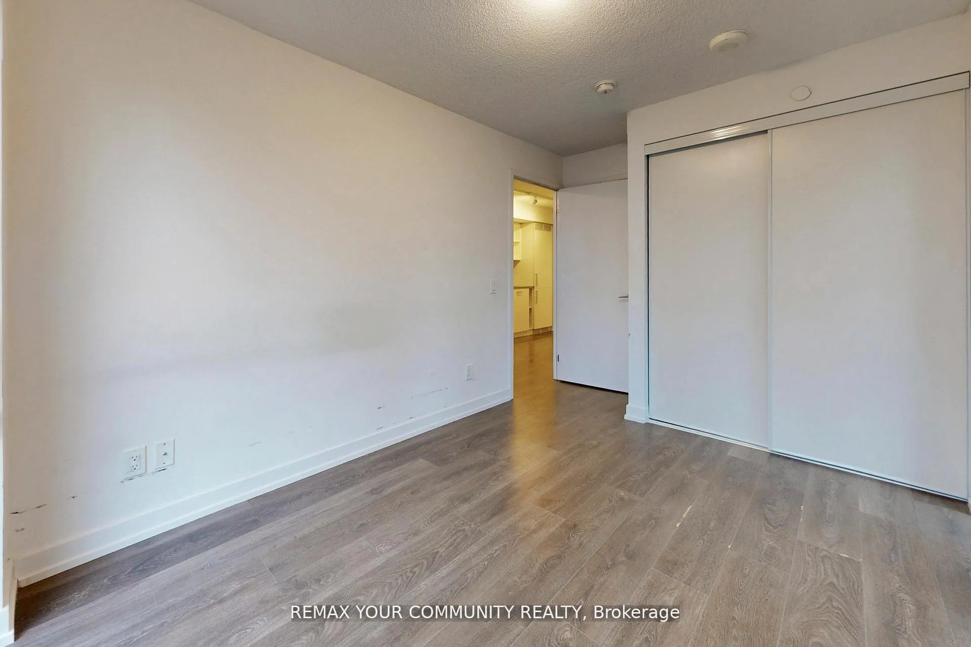 Photo 19 of Unit 1005, 125 Redpath Avenue, Toronto, Mount Pleasant East — HOMEH