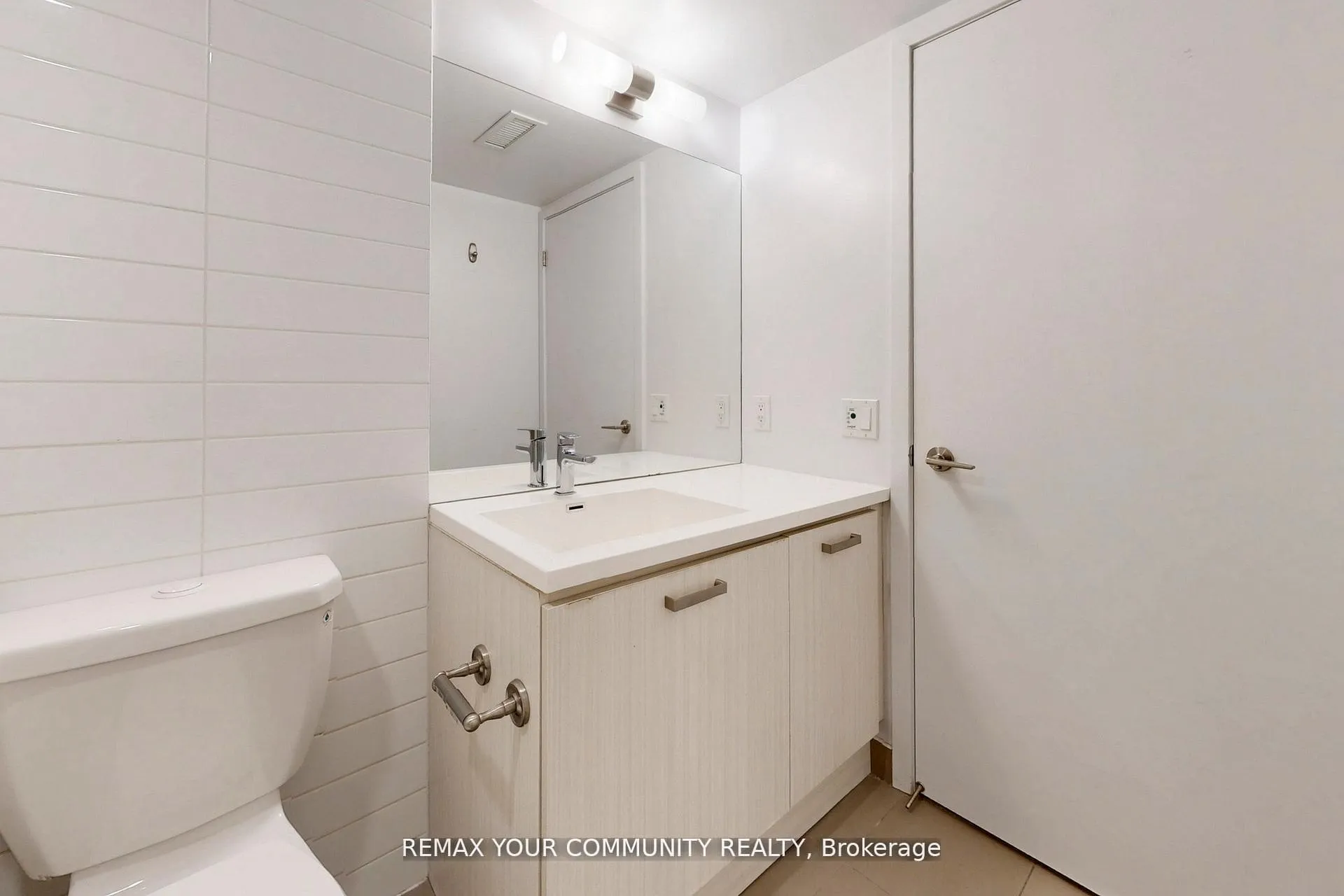 Photo 27 of Unit 1005, 125 Redpath Avenue, Toronto, Mount Pleasant East — HOMEH