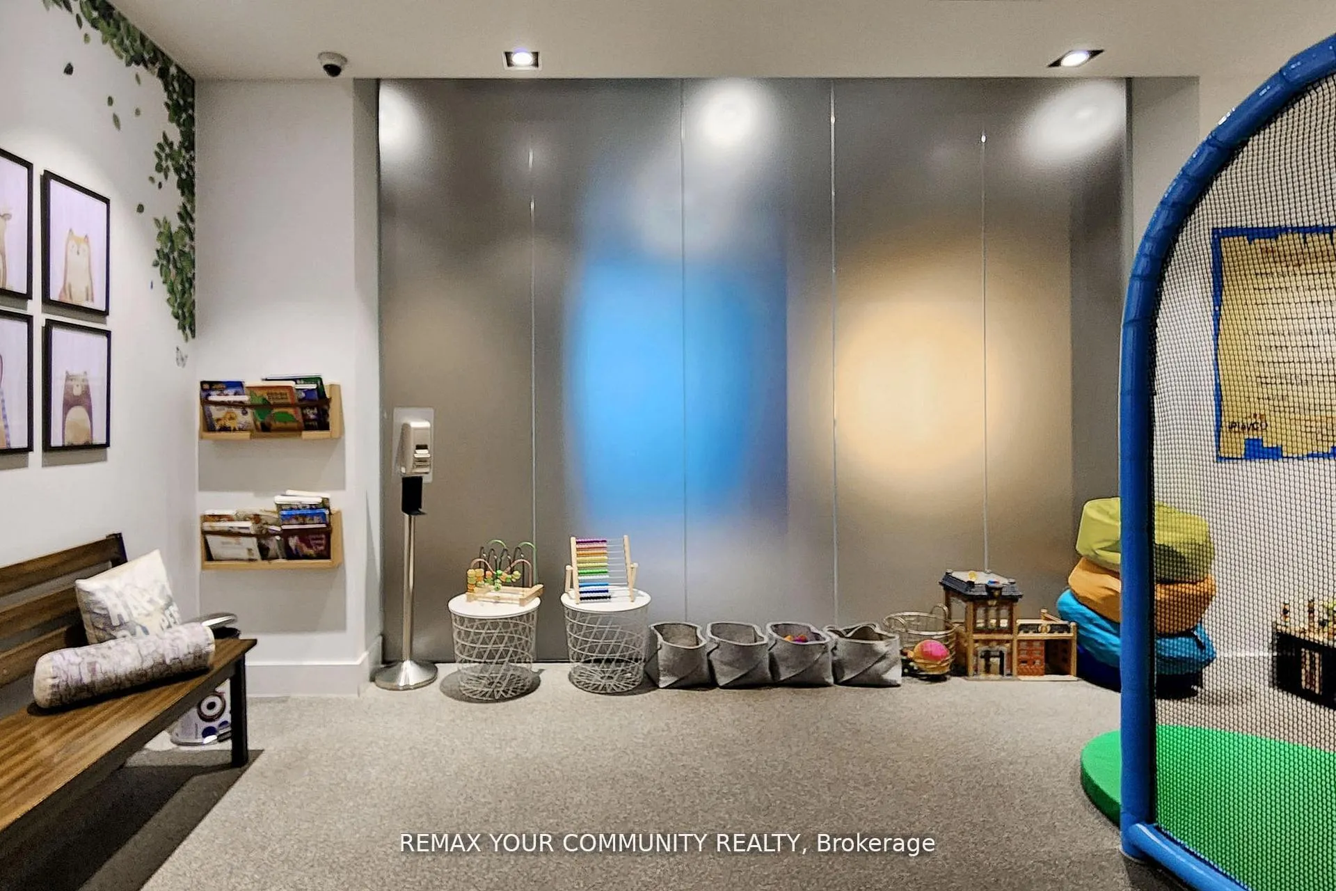Photo 46 of Unit 1005, 125 Redpath Avenue, Toronto, Mount Pleasant East — HOMEH