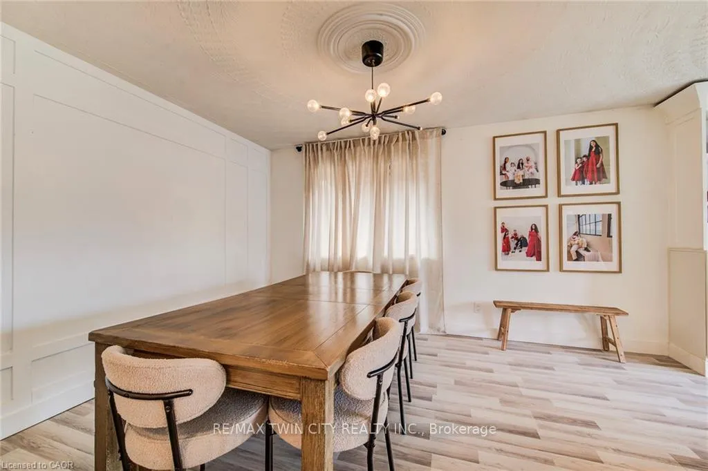 Photo 8 of 43 Southview Crescent, Cambridge, Christopher-Champlain — HOMEH