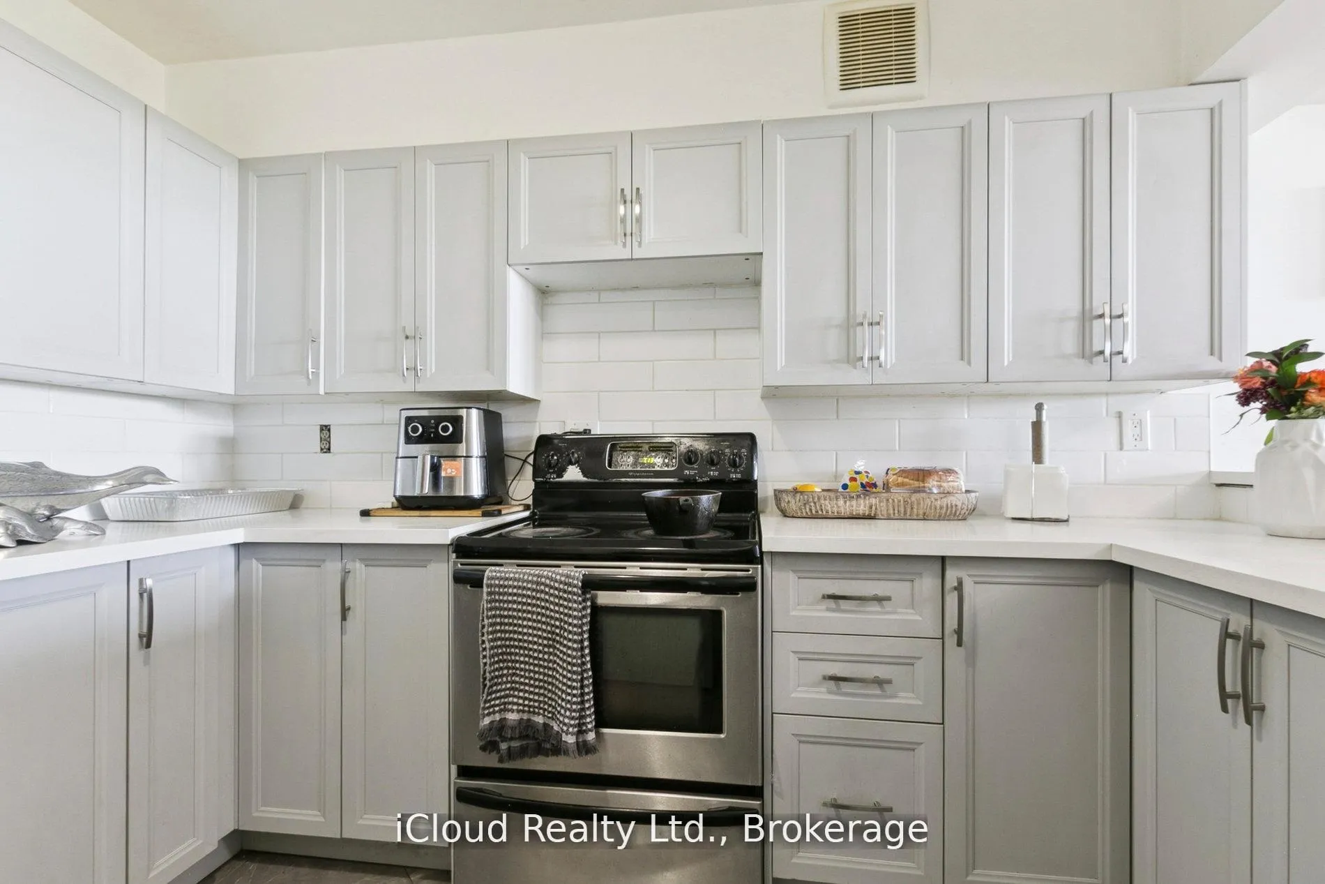 Photo 28 of Unit 1108, 238 Albion Road, Etobicoke, Elms-Old Rexdale — HOMEH