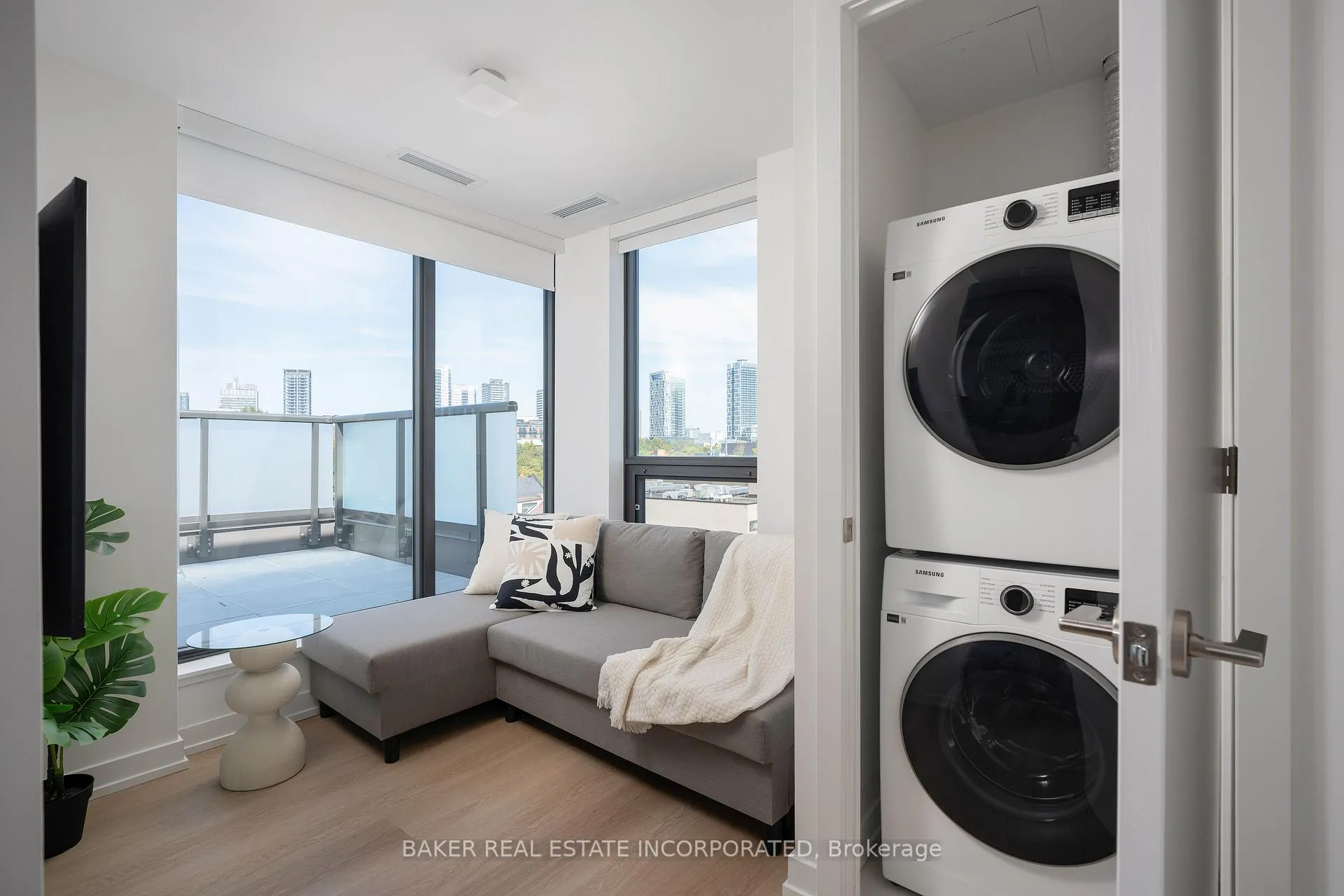 Photo 9 of Unit 508, 28 Eastern Avenue, Toronto, Moss Park — HOMEH