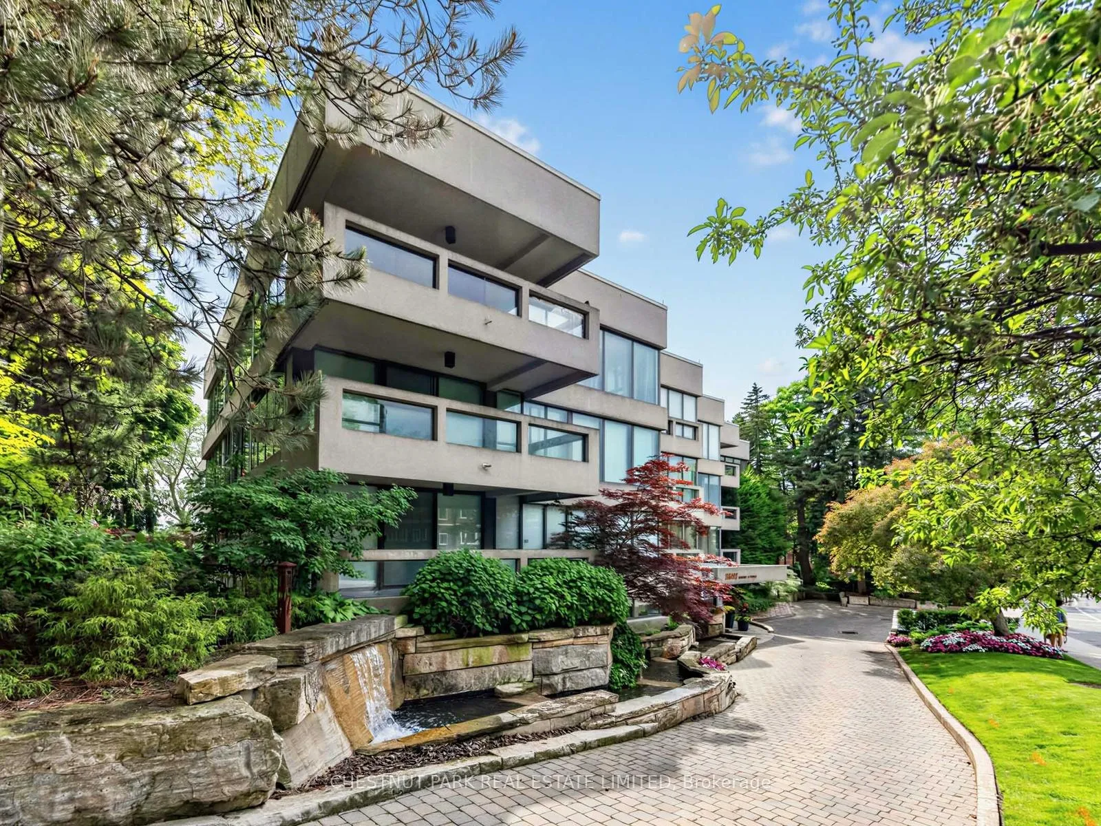 Photo 2 of Unit PH 405, 2545 Bloor Street W, Toronto, High Park-Swansea — HOMEH