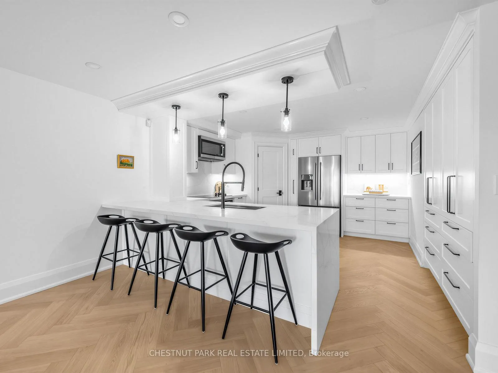 Photo 8 of Unit PH 405, 2545 Bloor Street W, Toronto, High Park-Swansea — HOMEH