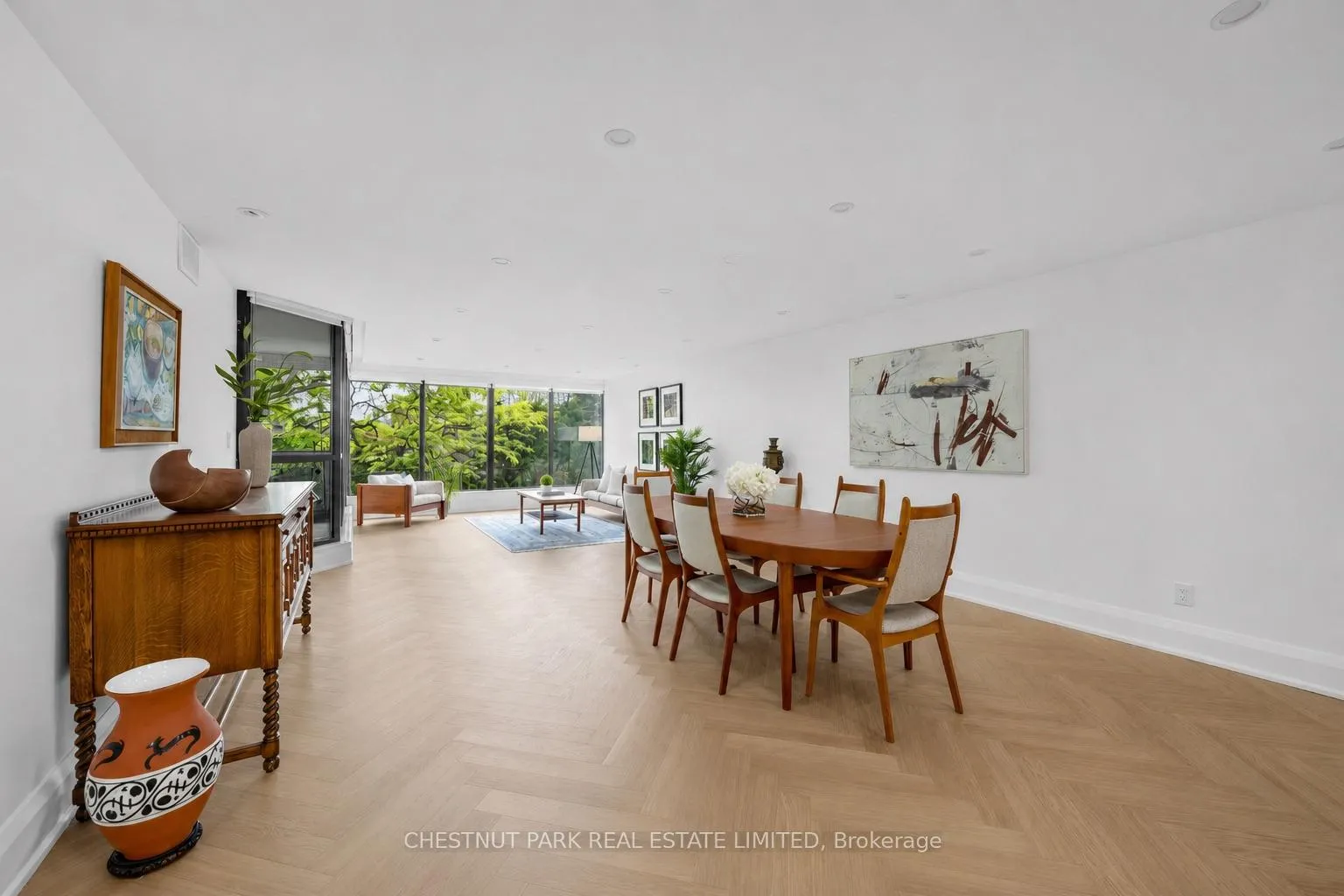 Photo 16 of Unit PH 405, 2545 Bloor Street W, Toronto, High Park-Swansea — HOMEH